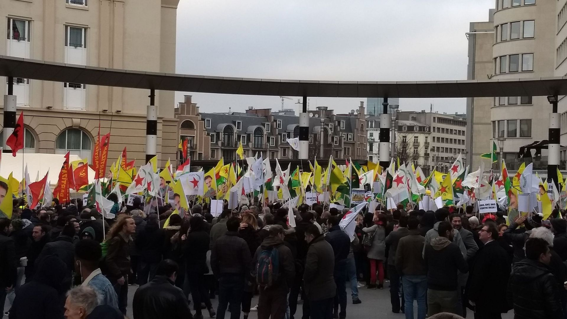 Manifestation pro-kurde à Bruxelles contre l'offensive turque en Syrie