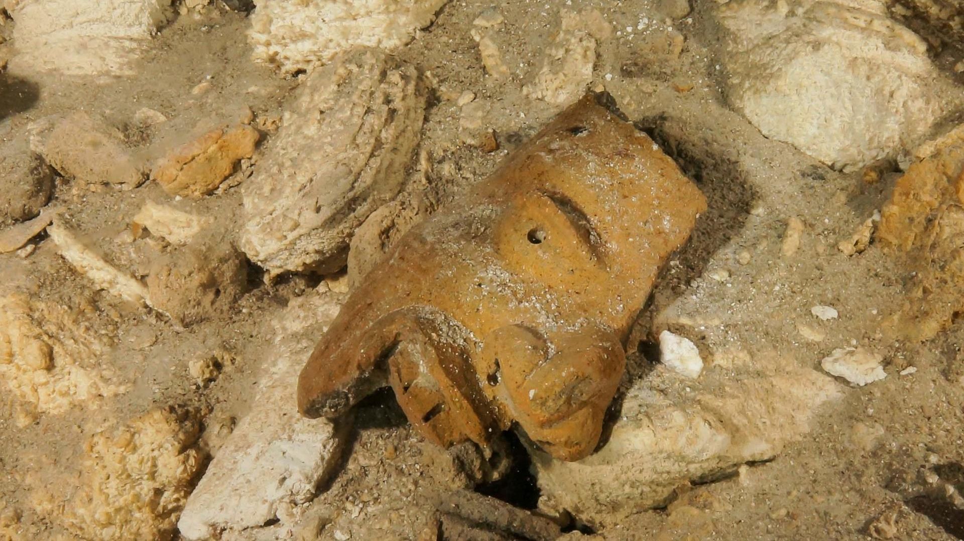 Des vestiges mayas découverts au Mexique dans une immense grotte inondée