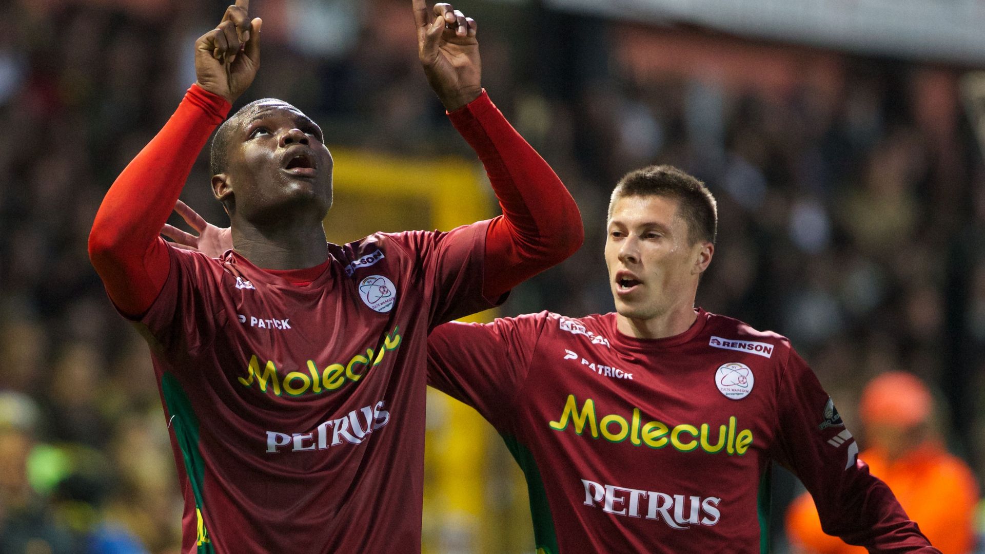 Zulte Waregem Remonte Deux Buts Et Reprend La Tête - RTBF Actus