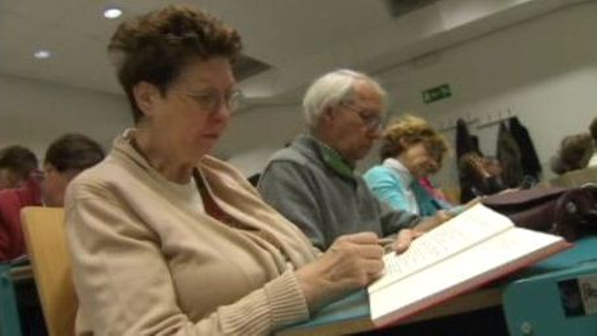 Les plus de 50 ans utilisent mieux leur cerveau que les jeunes - RTBF Actus