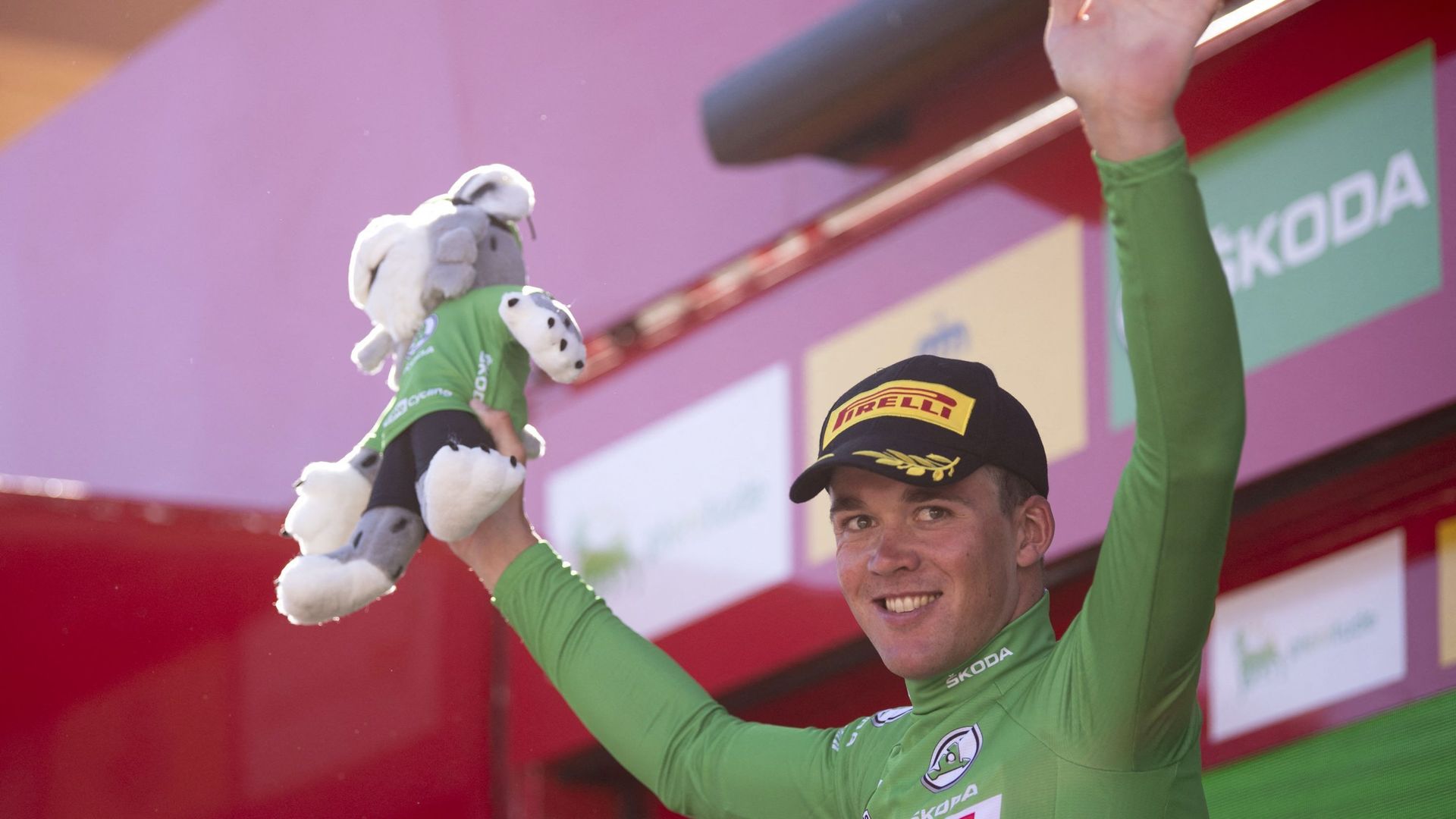 Trois fois deuxième durant la première semaine de course, Mads Pedersen (Trek-Segafredo) a cette fois décroché une victoire d’étape dans la Vuelta en s’adjugeant la 13e étape du Tour d’Espagne vendredi à Montilla, où il s’est imposé au sprint devant le Fr