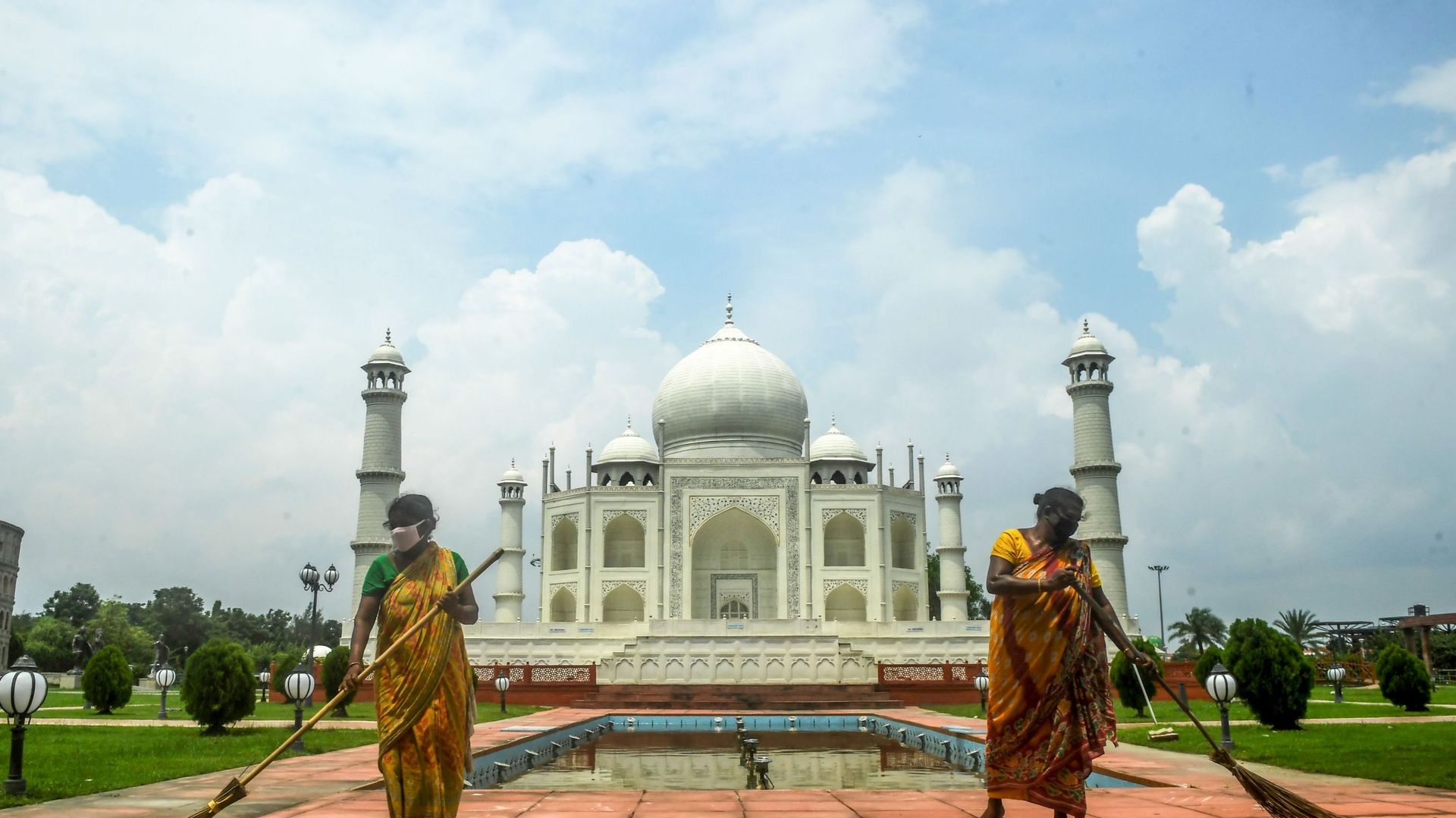 Inde: le Taj Mahal va rouvrir, malgré la flambée des cas de coronavirus