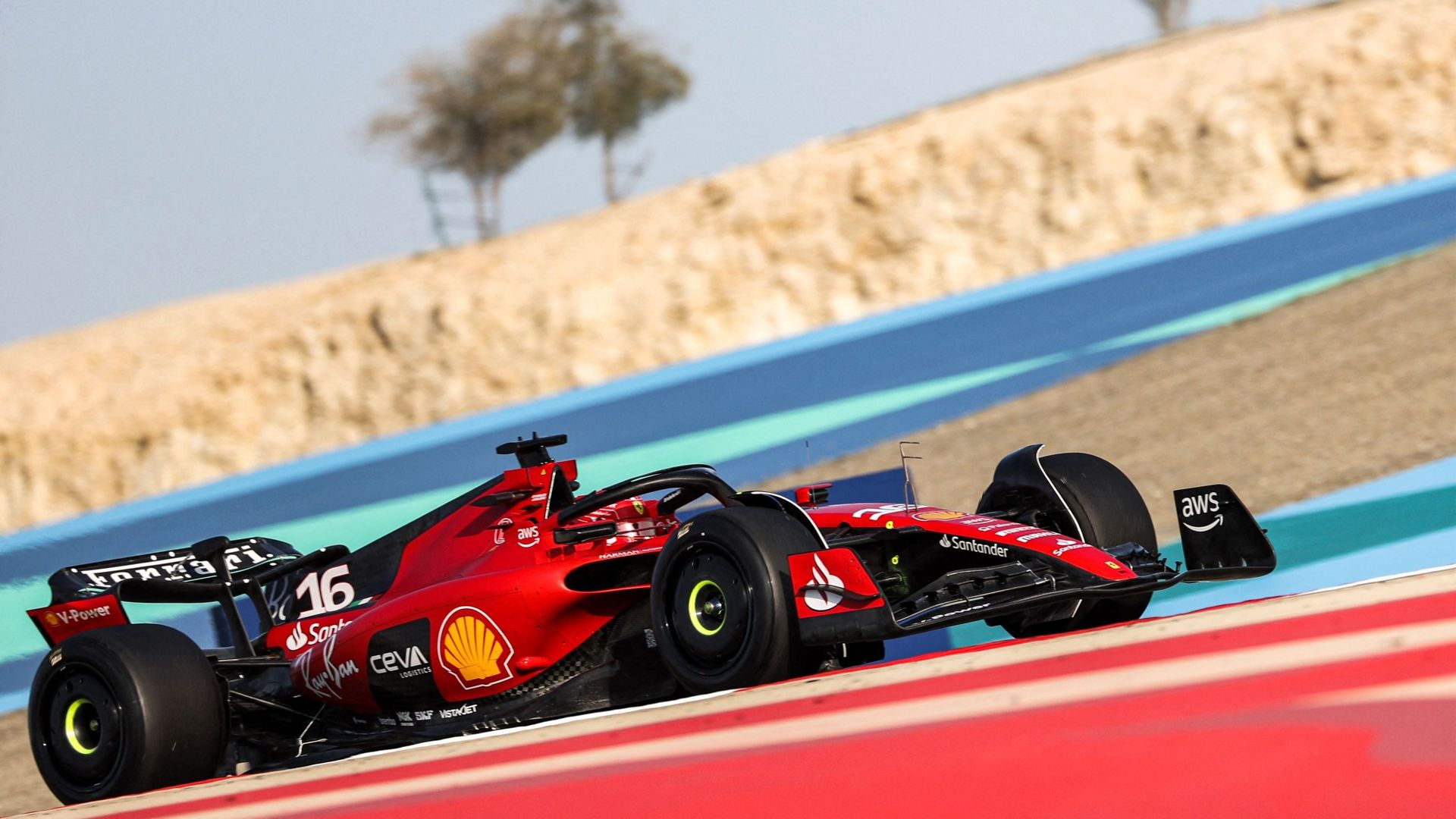 Charles Leclerc durant les essais au Bahreïn.