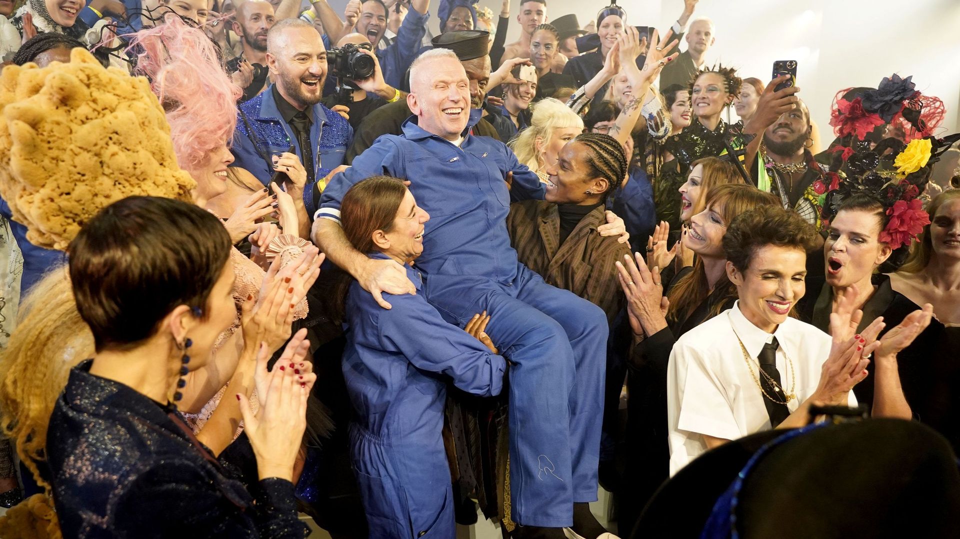 Extravagant et grandiose: l'incroyable ultime défilé de Jean-Paul Gaultier en photos