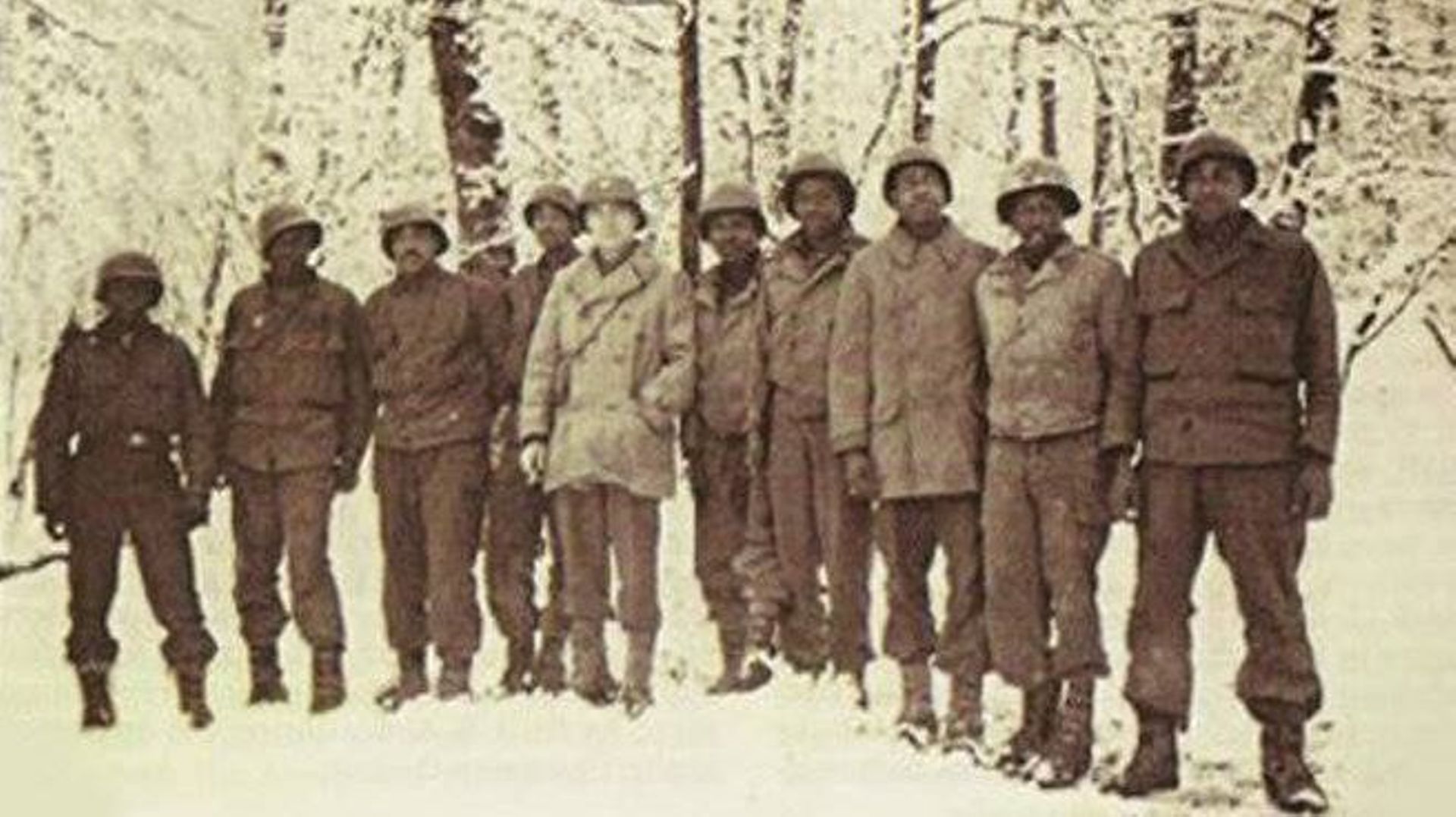 Offensive des Ardennes: les habitants de Wereth honorent 11 soldats noirs américains, oubliés de tous