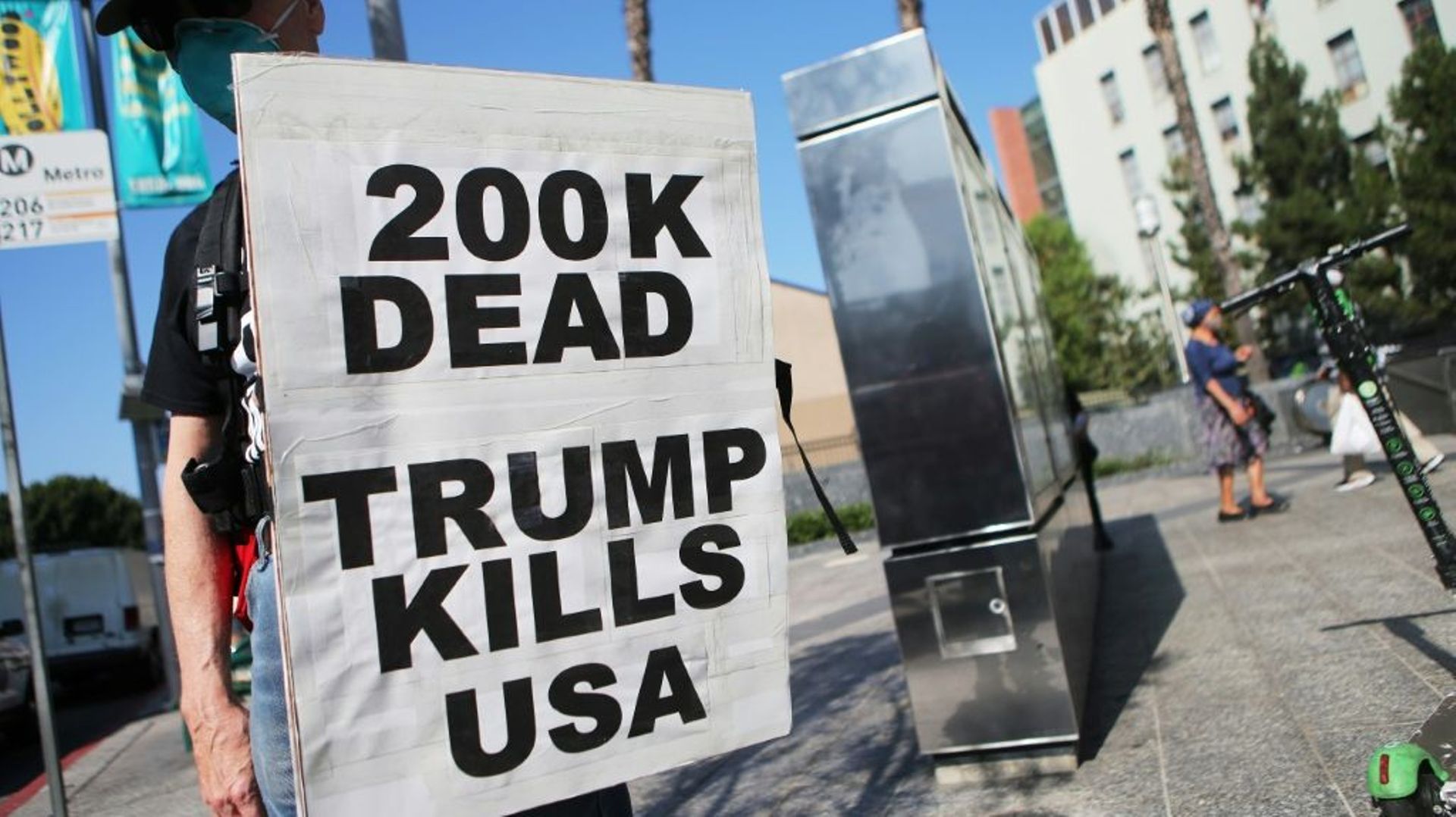 "Trump tue les USA": une manifestation à Los Angeles le 21 septembre 2020