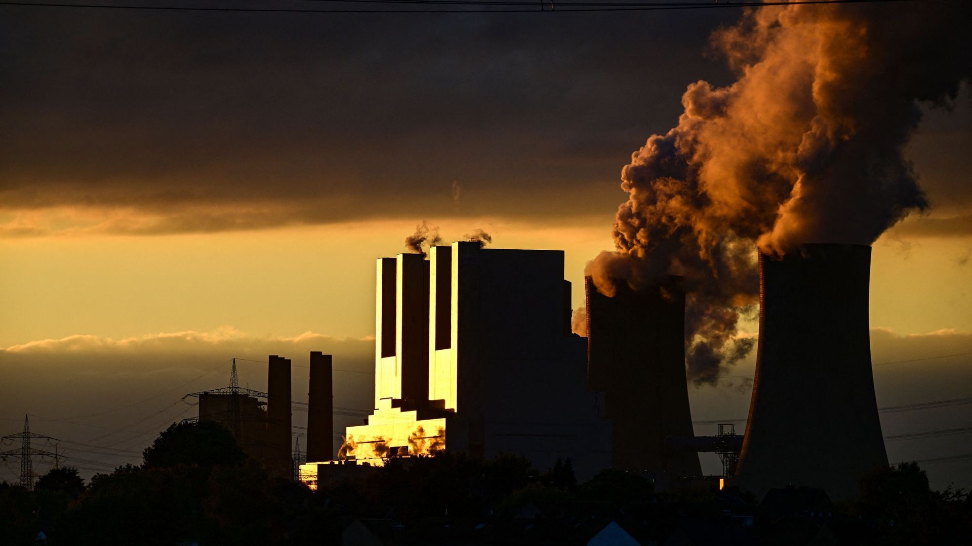 La centrale à charbon de Neurath en Allemagne : l’un des sites les plus polluants d’Europe, selon la Commission européenne.