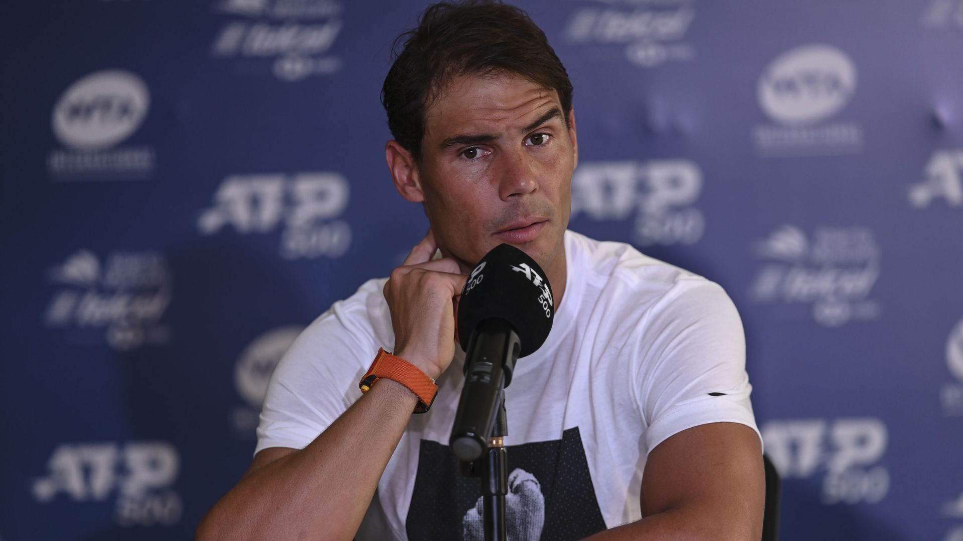 Rafael Nadal n'est pas convaincu qu'une reprise du tennis soit une bonne décision.