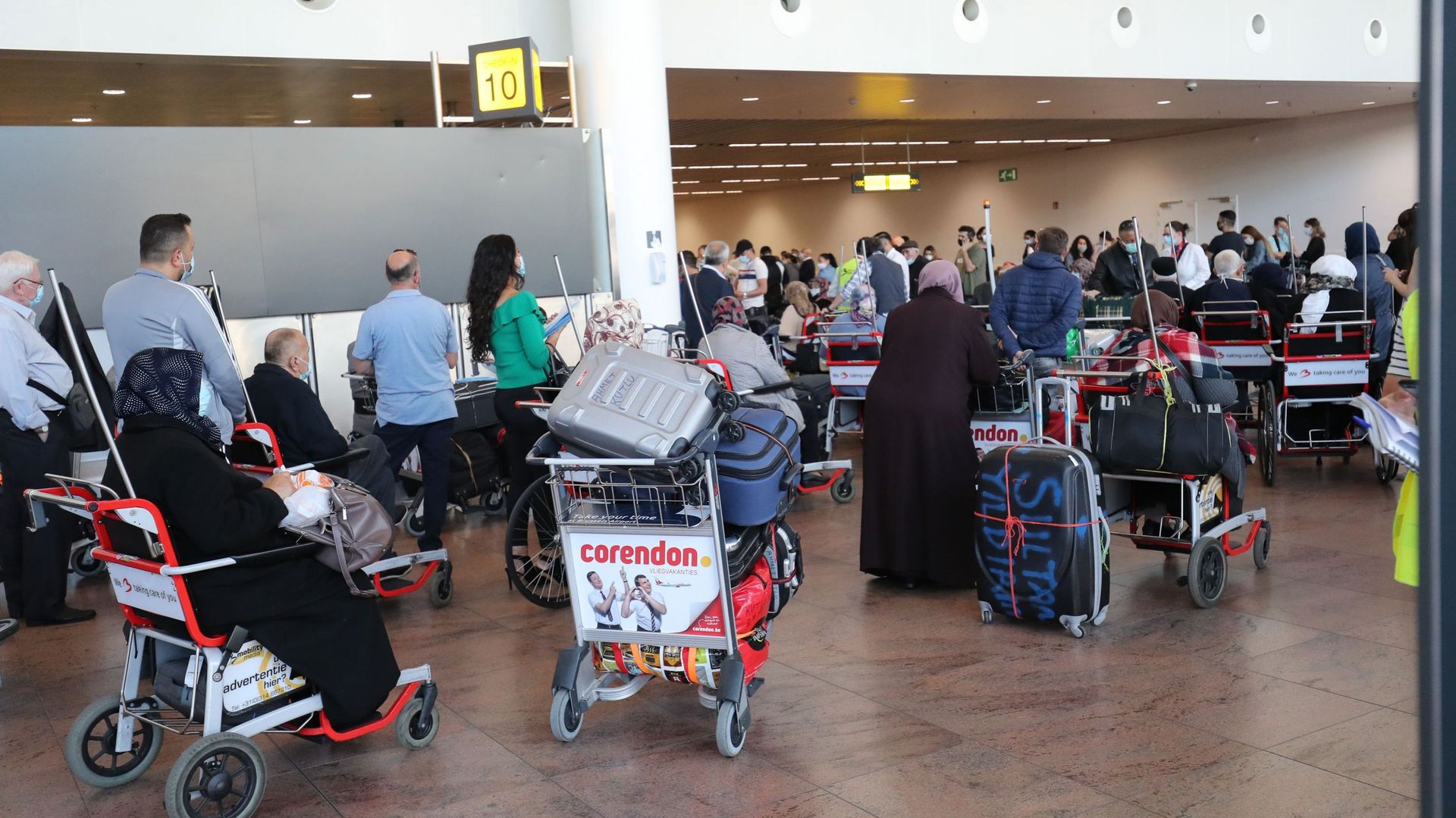 Brussels Airport : Alyzia SAS recevra une licence temporaire de six mois pour la manutention des bagages