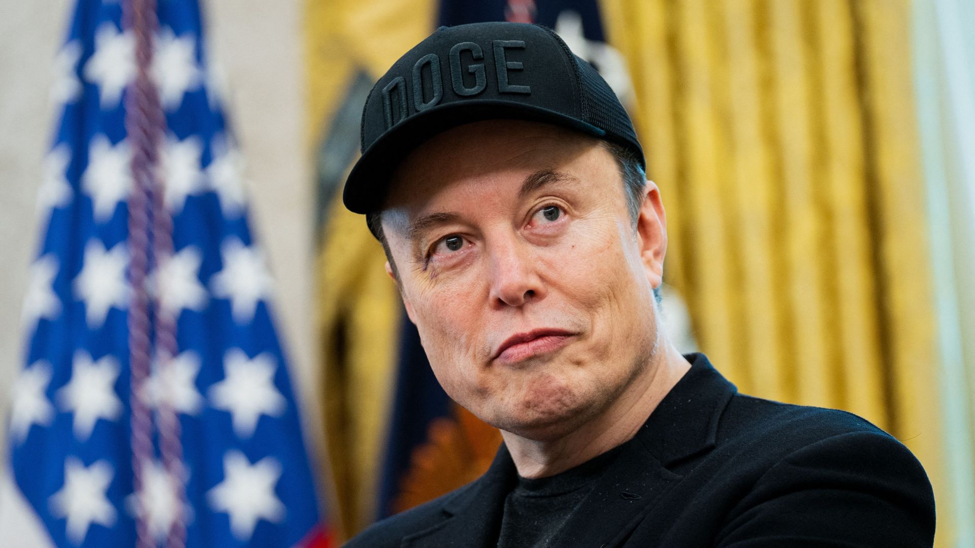 Deux autrices françaises explorent le personnage Elon Musk, entre fable et dystopie