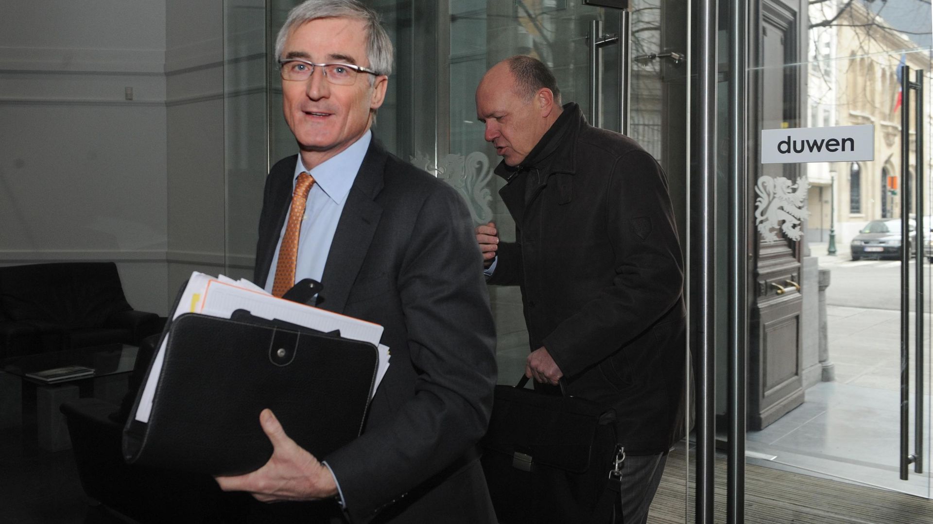 Geert Bourgeois évoque la fusion de communes, même à facilités RTBF Actus