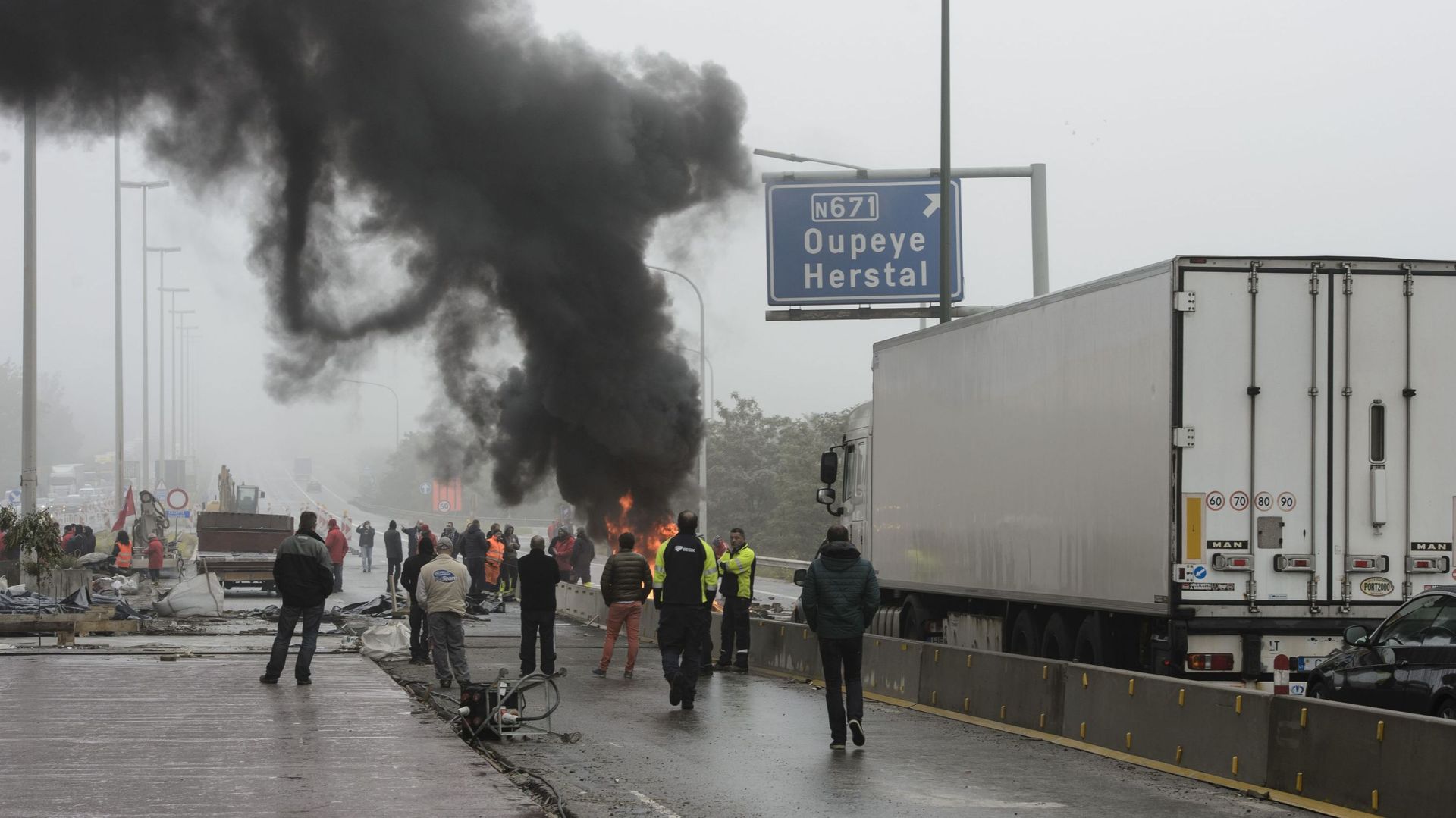 Guérilla à Liège - Les coulisses du pouvoir