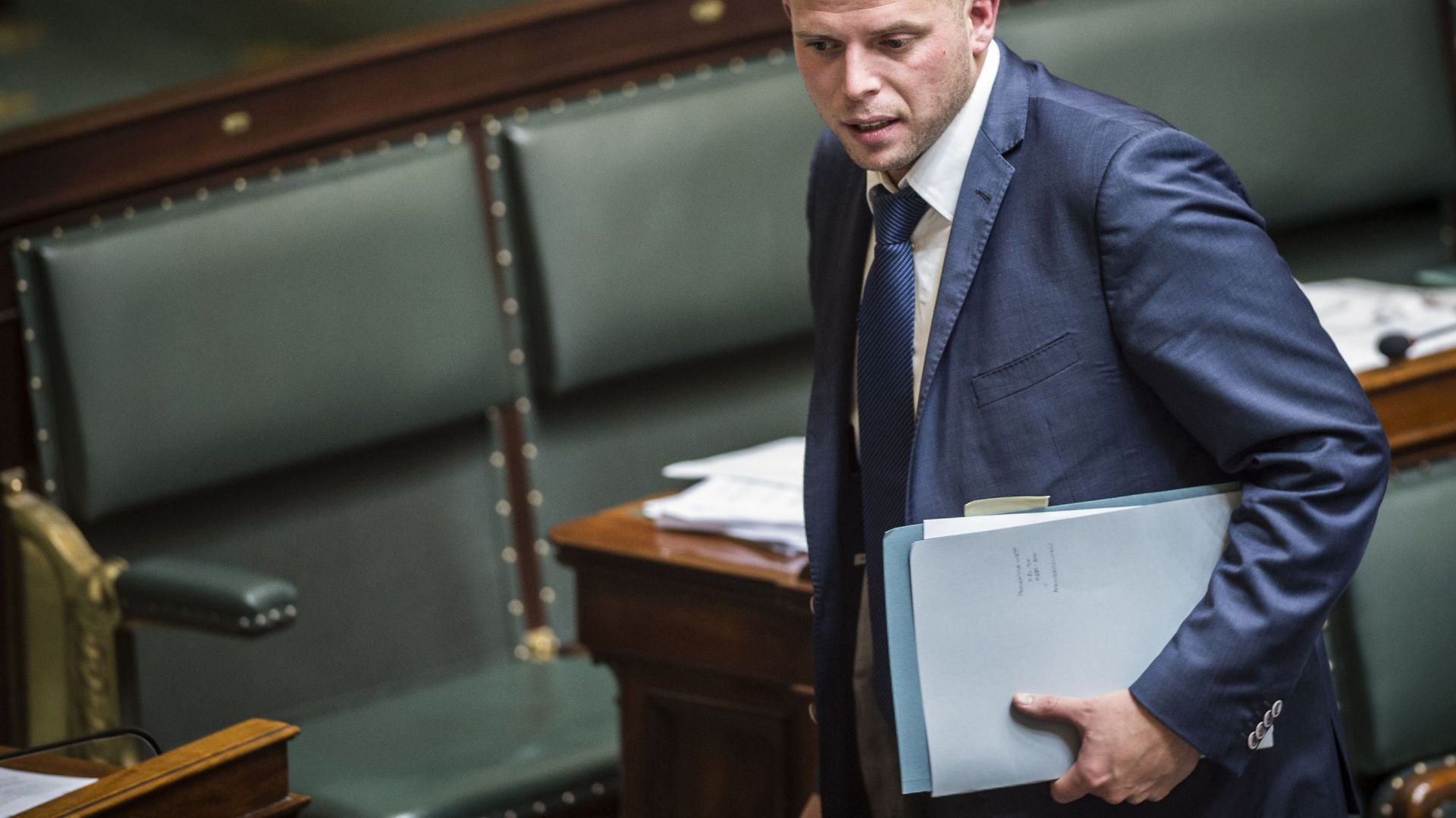 Perquisition Sans Mandat Perquisition chez les sans-papiers sans mandat: Théo Francken examine la  proposition - rtbf.be