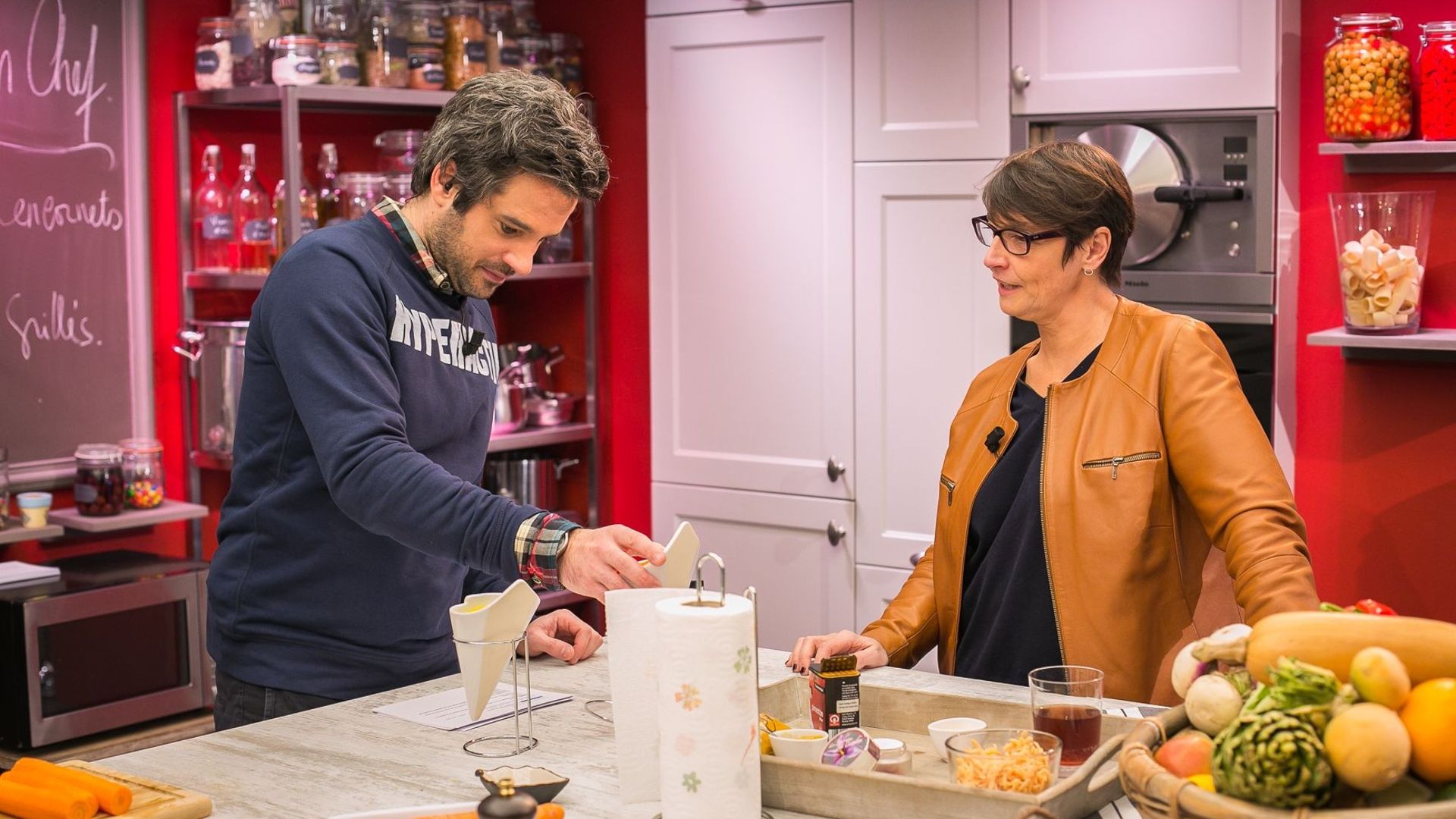 Des assiettes colorées - RTBF Actus
