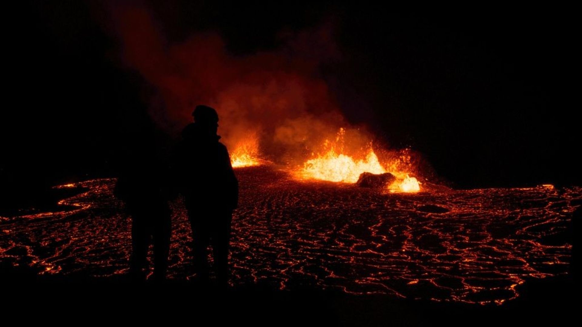 Eruption volcanique sur le site du mont  Fagradalsfjall, en Islande, le 6 août 2022