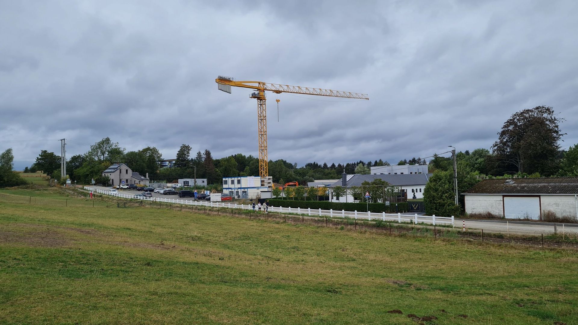 La nouvelle école sera construite chemin d’Haljoux, juste en face de l’école secondaire d’agronomie.