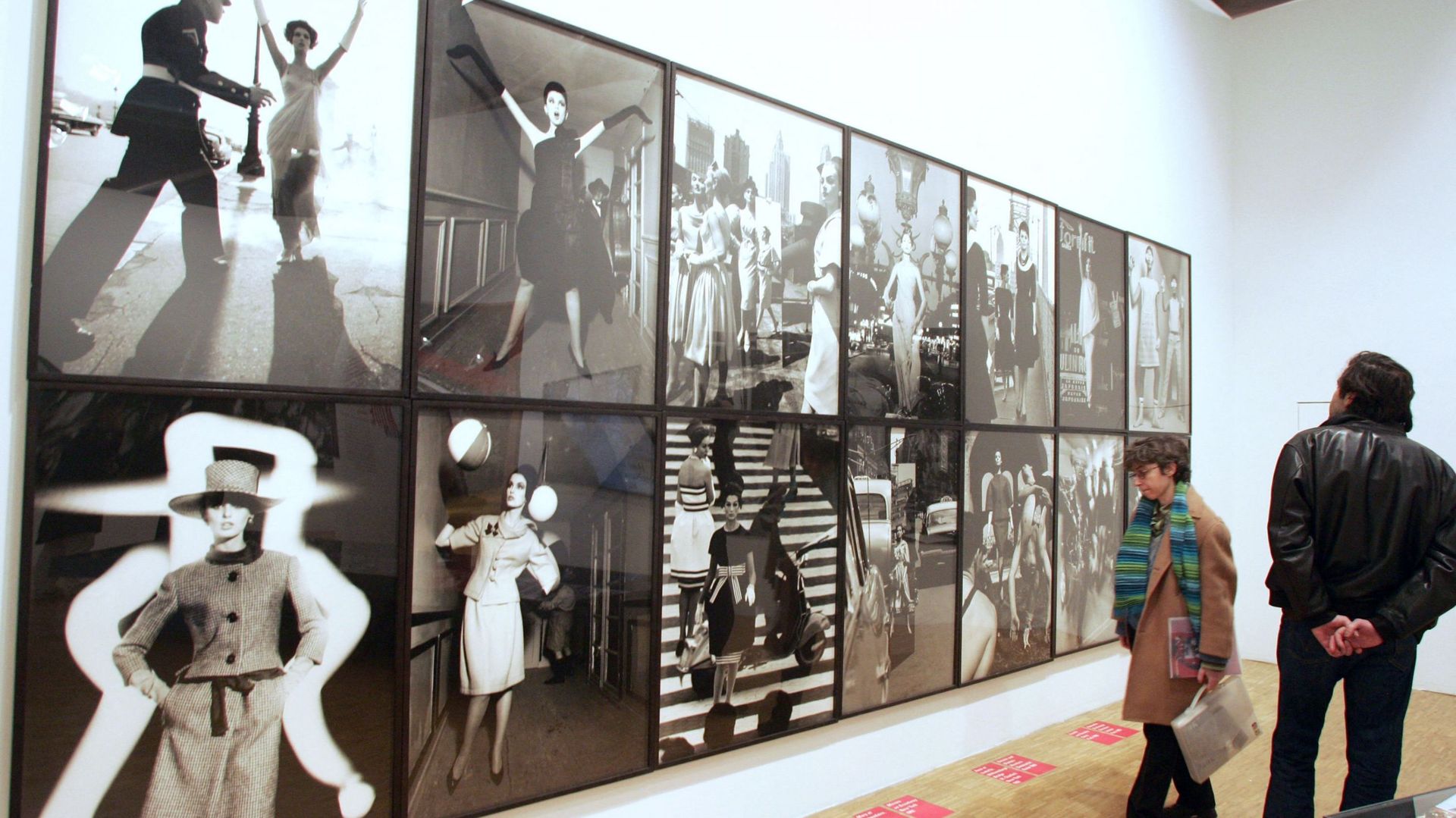 En 2005, les photos de William Klein étaient exposées au centre Beaubourg à Paris. 