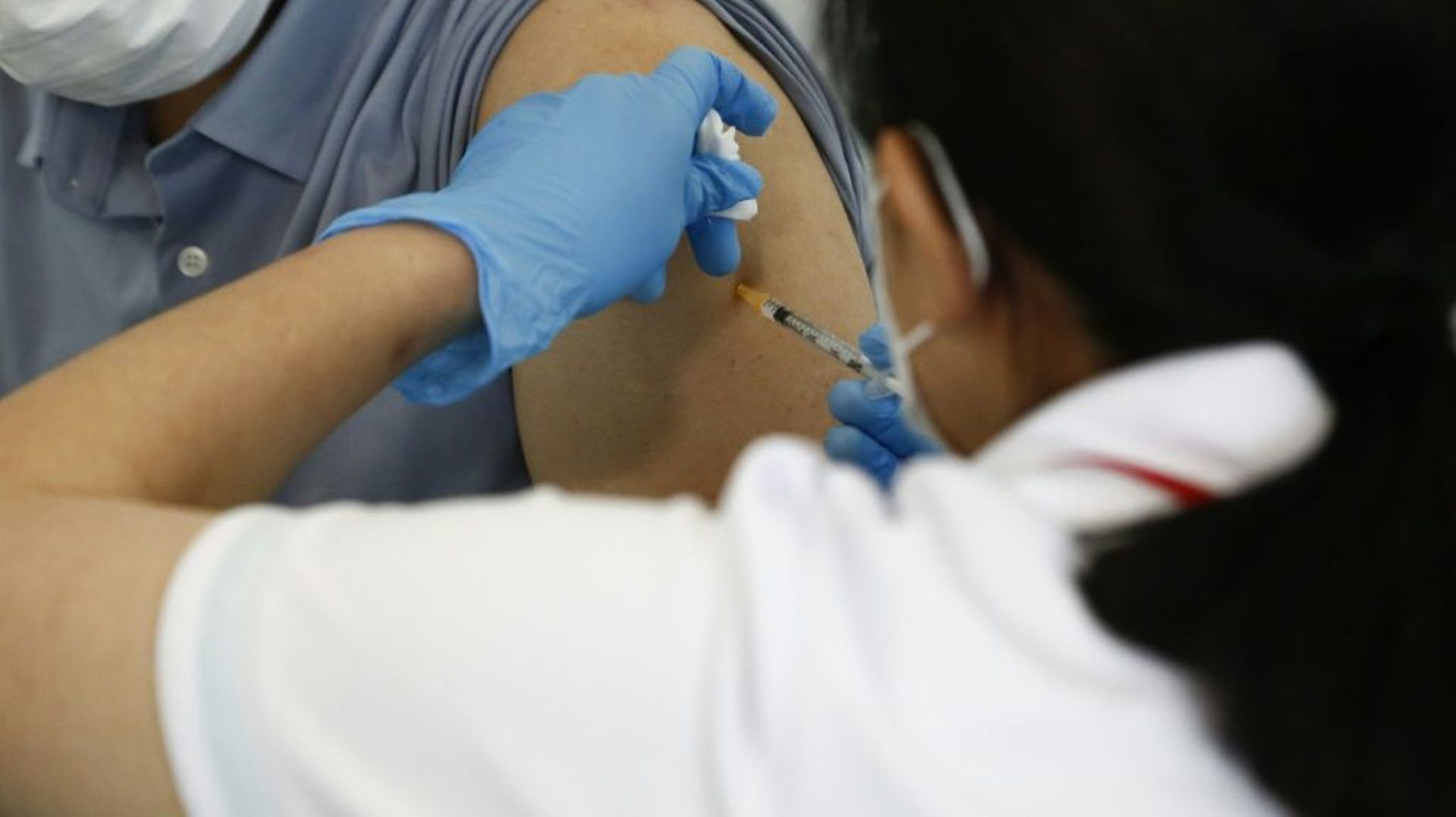 lots-contamines-de-vaccins-moderna-le-japon-enquete-sur-deux-deces