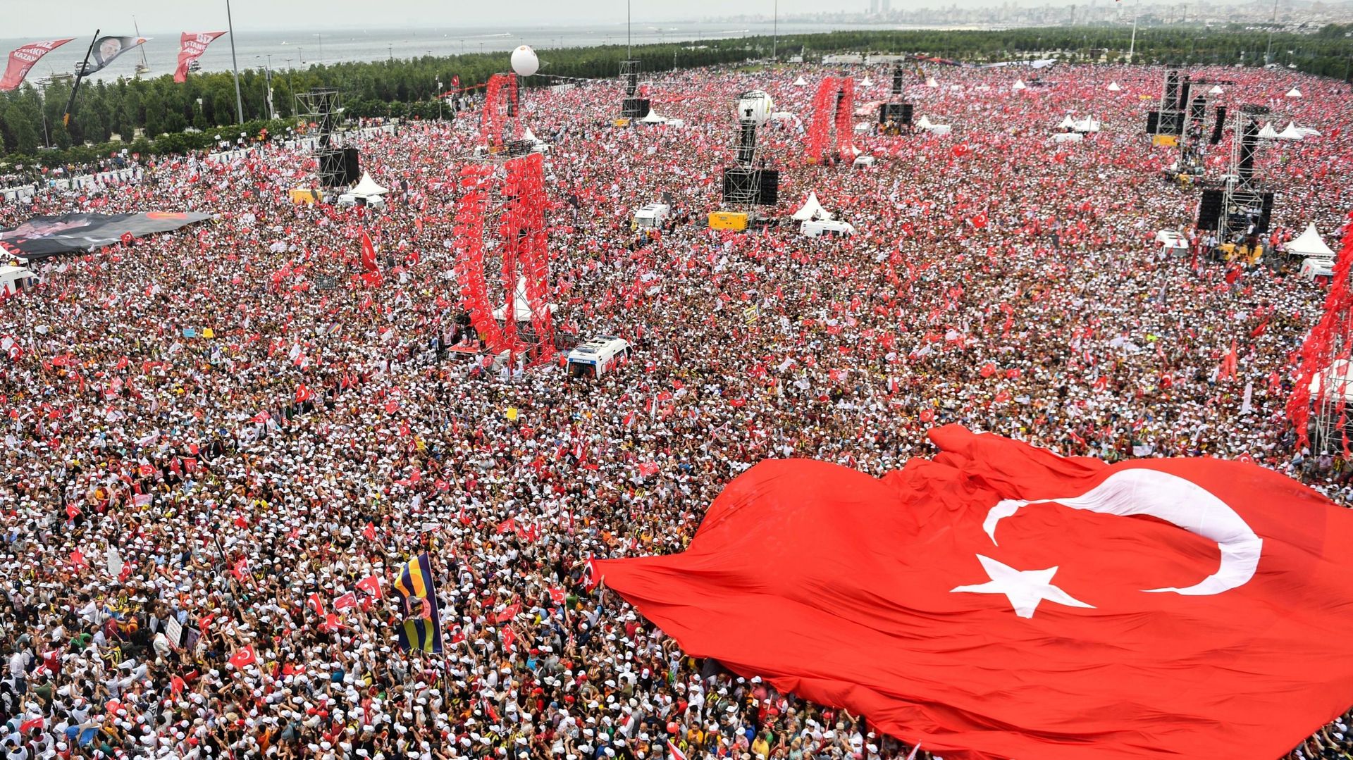 Élections en Turquie Ouverture des bureaux de vote RTBF Actus