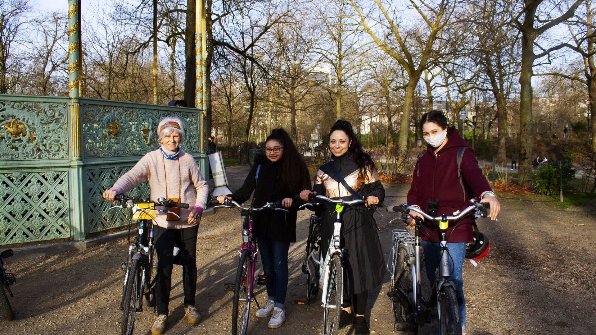 A Molenbeek, l’émancipation féminine passe aussi par le vélo