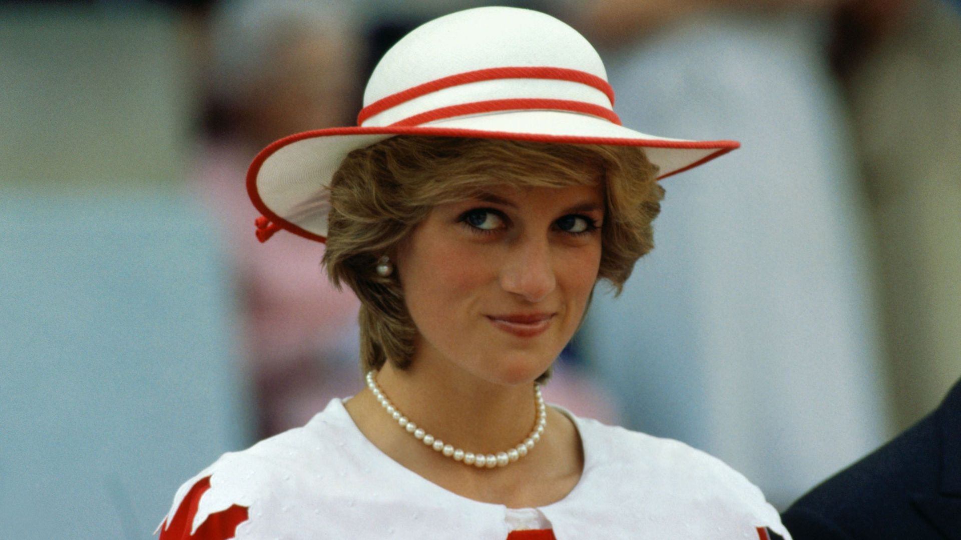 Une capsule temporelle de Lady Di déterrée : son contenu dévoilé après 34 ans