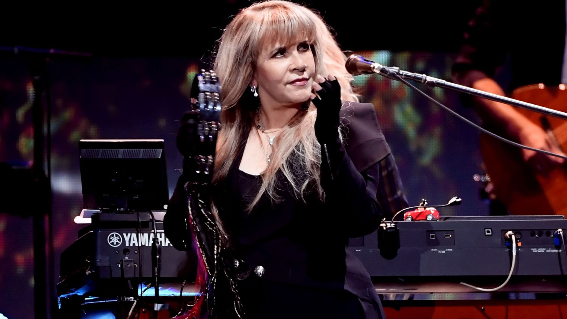 Stevie Nicks rend un hommage poignant à Peter Green