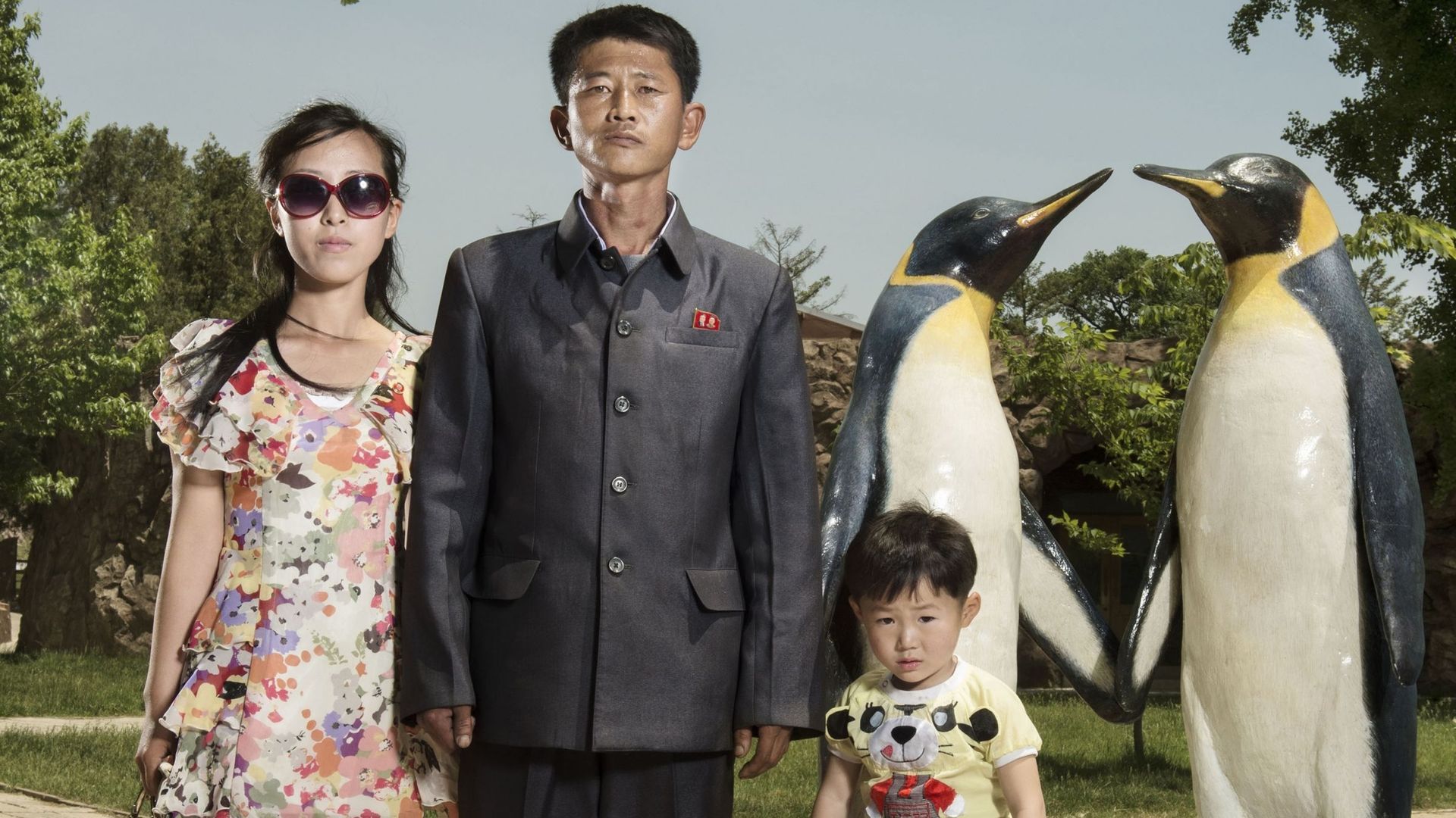 Un couple marié au zoo Central Pyongyang.