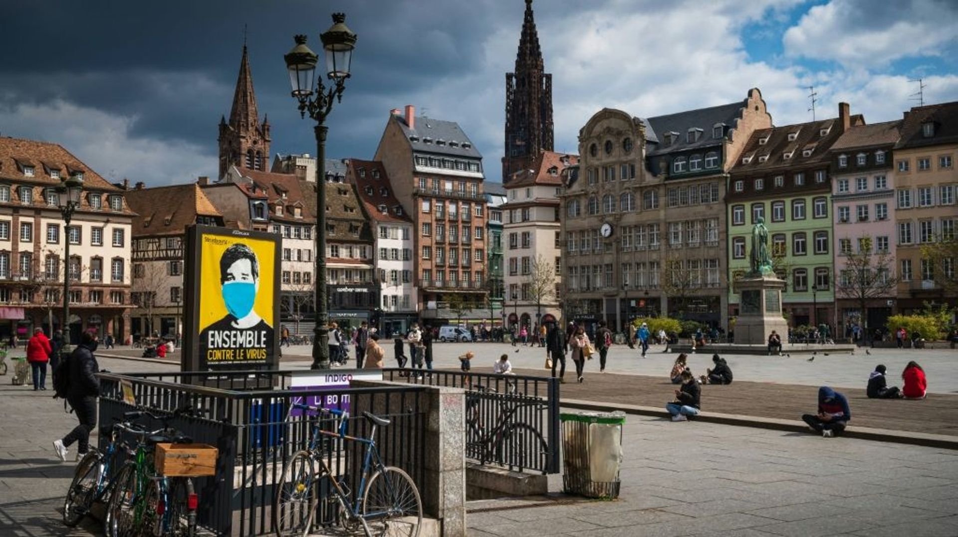 Place centrale de Strasbourg, le 12 avril 2021