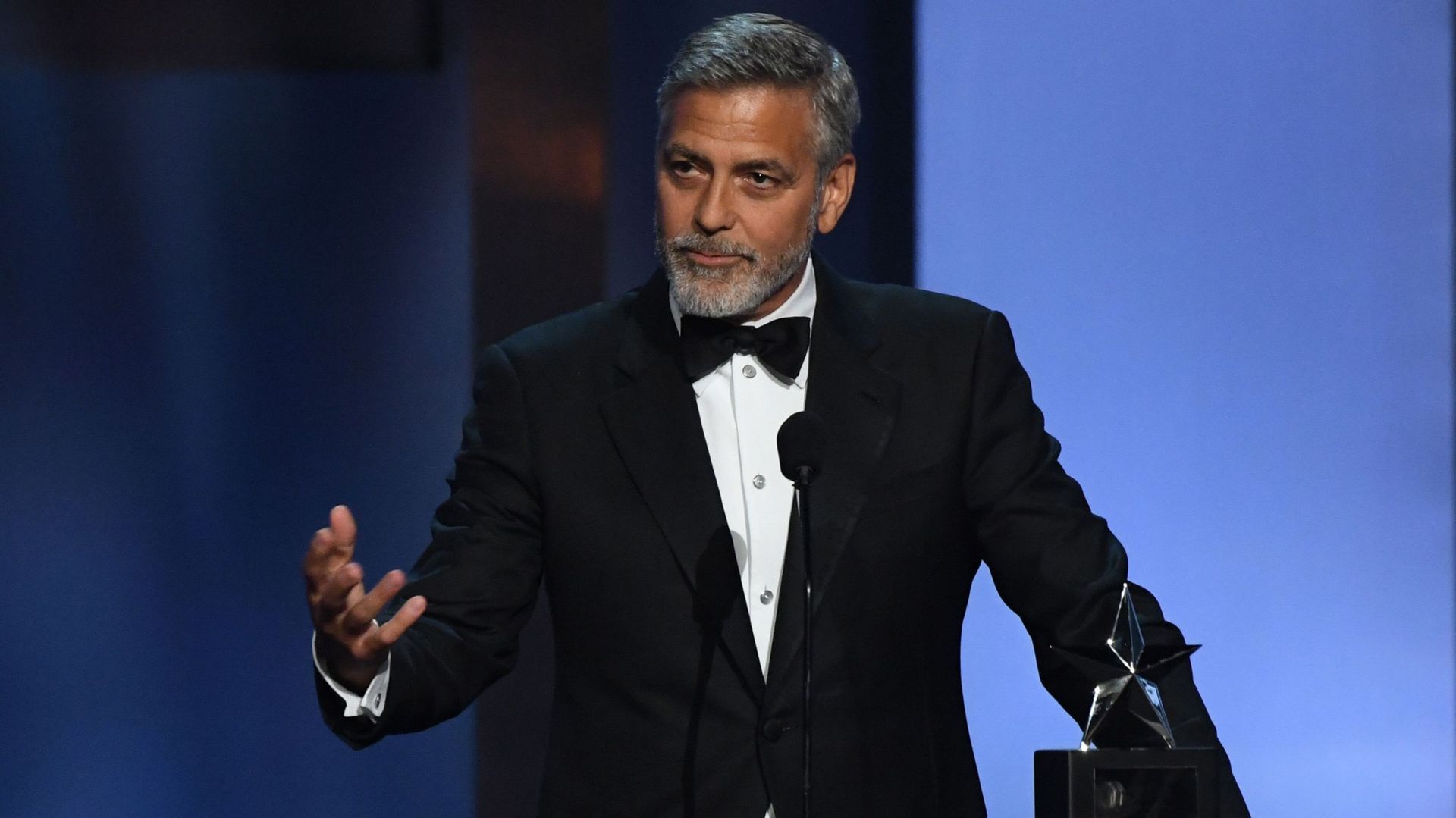 Hollywood récompense George Clooney pour l'ensemble de sa carrière