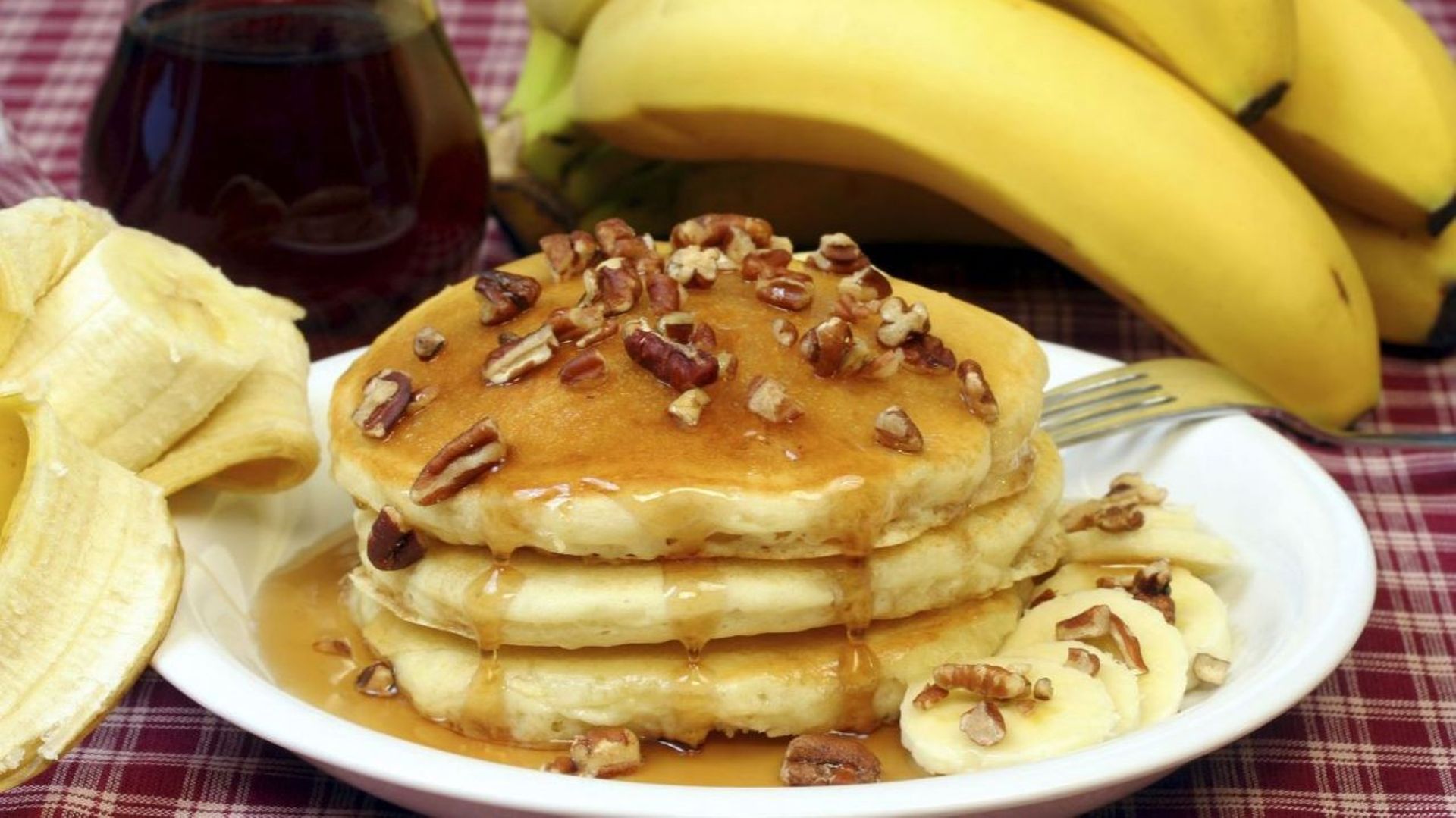 recette-delicieux-pancakes-bananes-avec-2-ingredients