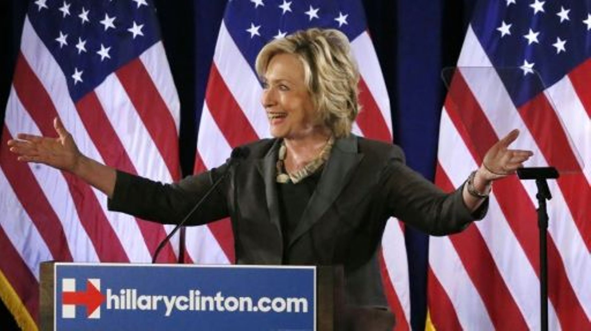 Passe d'armes sur l'Irak entre Jeb Bush et Hillary Clinton - RTBF Actus