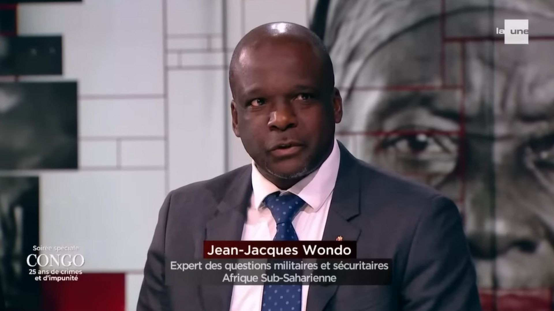 Jean-Jacques Wondo, invité sur le plateau de la RTBF à l’occasion de l’émission spéciale "Congo : 25 ans de crimes et d’impunité", le 22 novembre 2022.