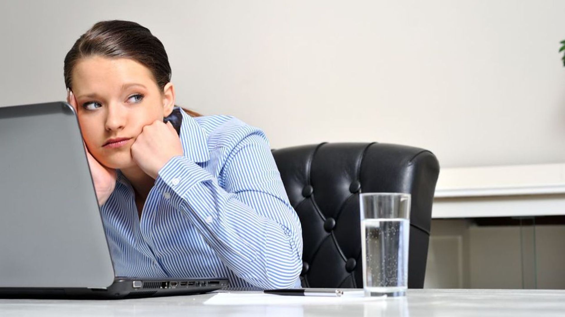 Plus d'un Belge sur ciq s'ennuie au travail: gare au "bore-out"!
