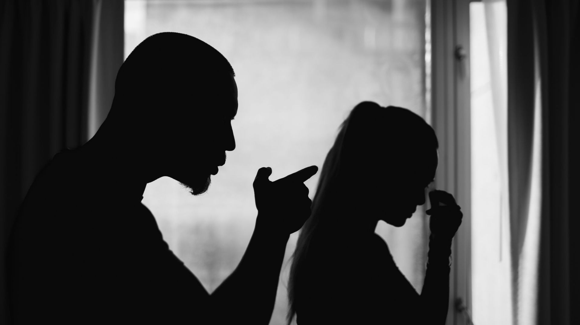 Violences conjugales : la justice transformatrice peut-elle fournir une approche plus efficace ?