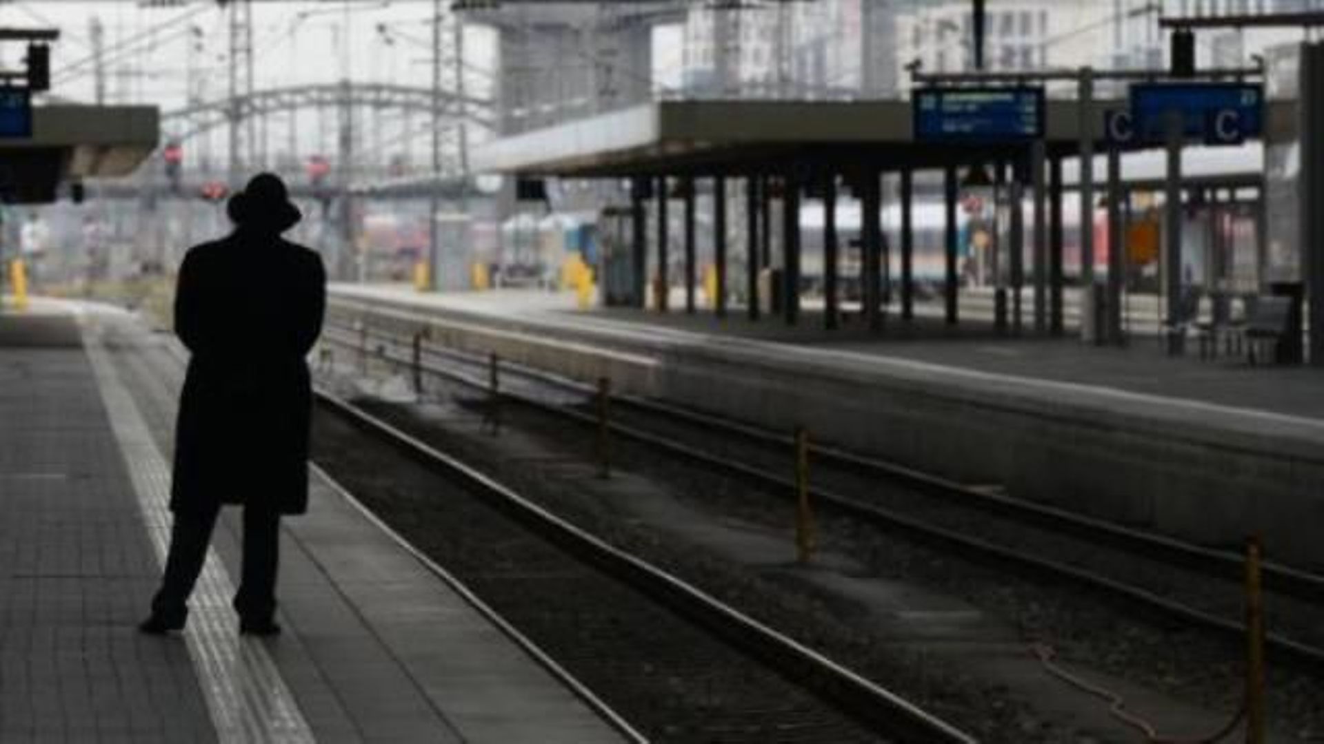 Un tribunal du travail allemand autorise la poursuite provisoire de la grève sur le rail
