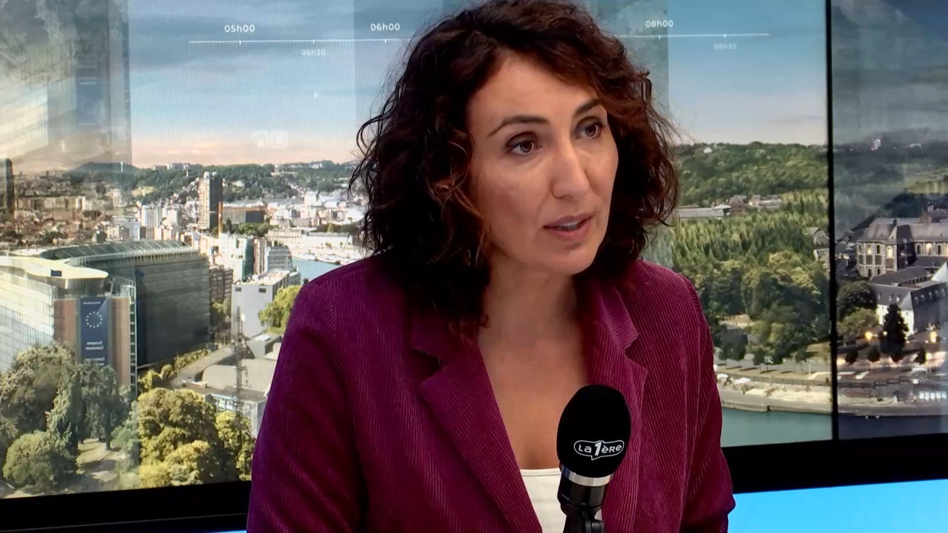 "Le gouvernement fait les choses à l’envers", la socialiste Christie Morreale critique le budget wallon