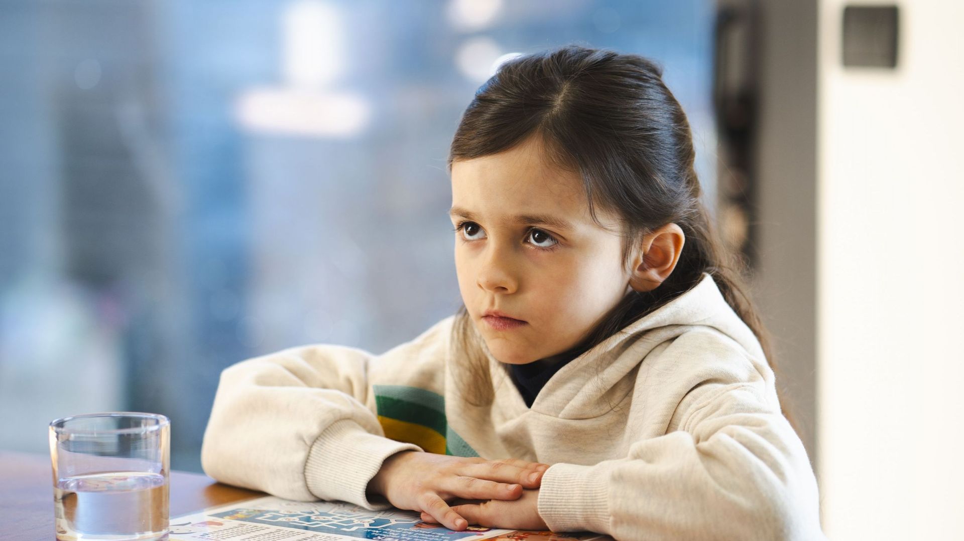 La série 'Je sais pas' : l'adaptation réussie d'un roman de Barbara