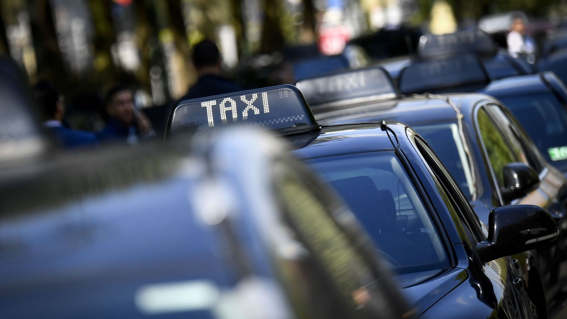 La Fédération belge des taxis recrute 300 chauffeurs pour Bruxelles