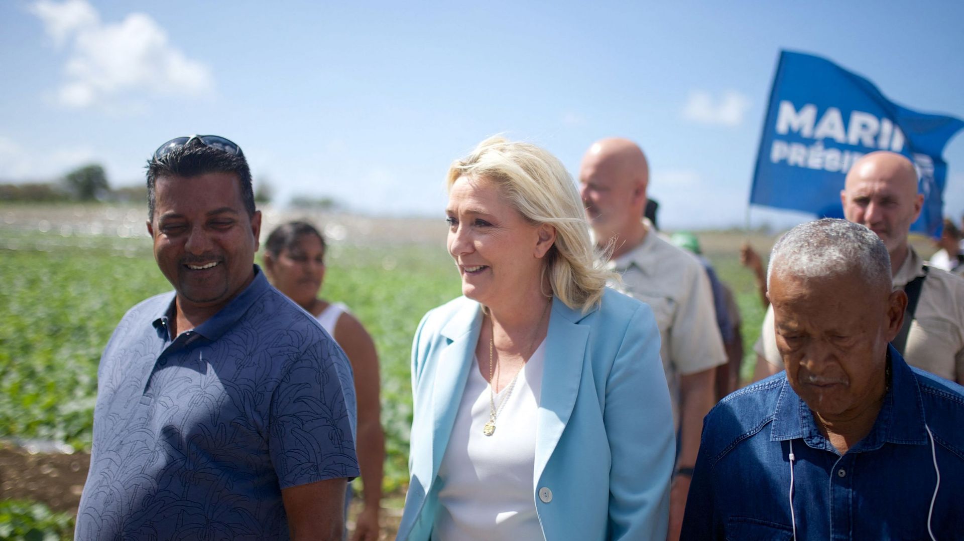 Marine Le Pen en campagne en Guadeloupe, le 27 mars 2022.