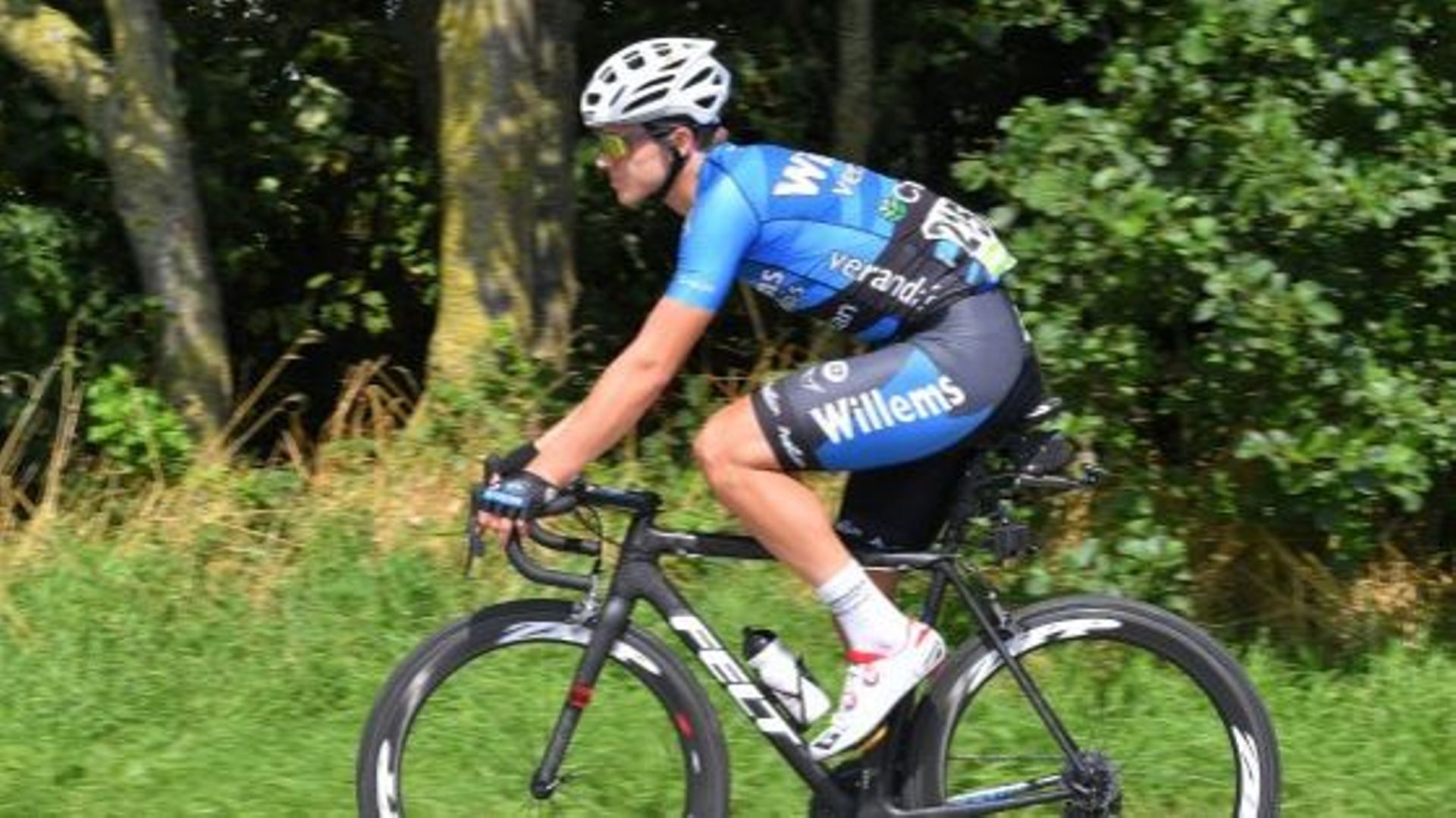 Le Monde Du Cyclisme Rend Hommage à Michael Goolaerts, Décédé Dimanche ...