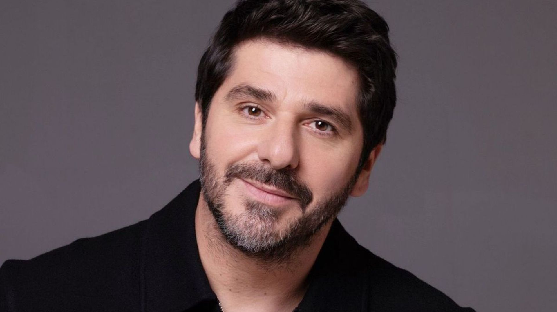 Patrick Fiori représentera l’Arménie à l’Eurovision 2027 : une annonce surprise dans "Quelle époque !"