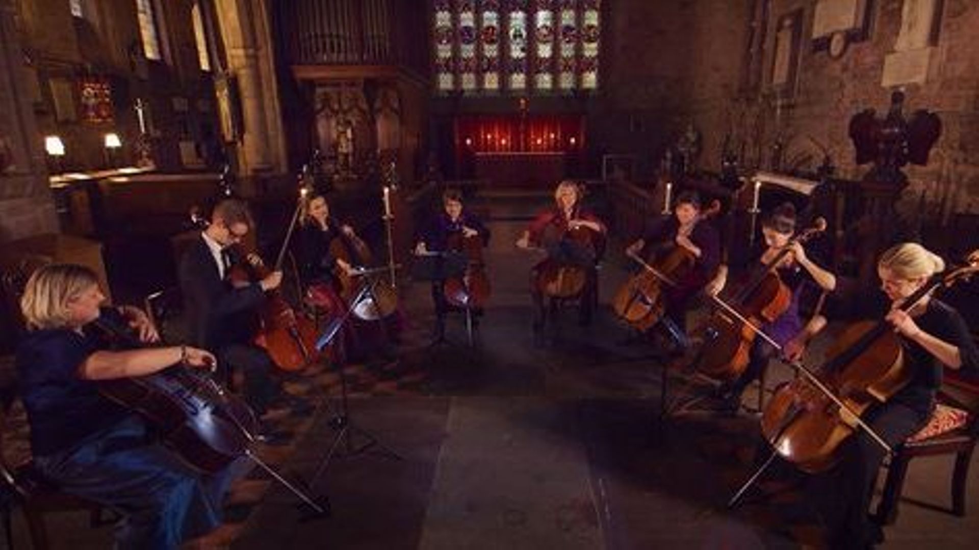 Silent Night interprété par huit violoncelles, la magie de Noël opère