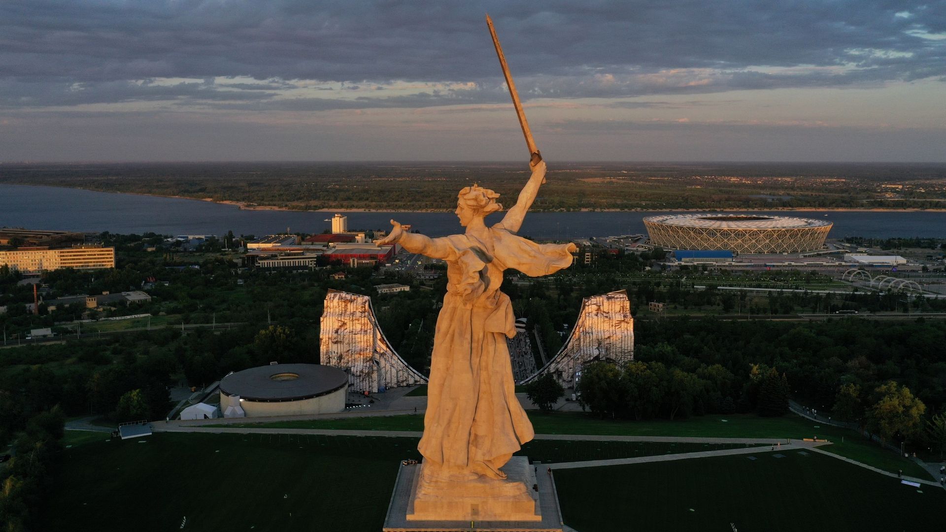 Statue de la Mère Patrie, sur le Mamaïev