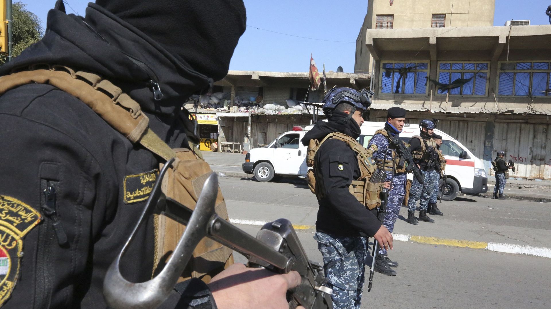 Soldats après un attentat à la bombe à Bagdad, le 21 janvier