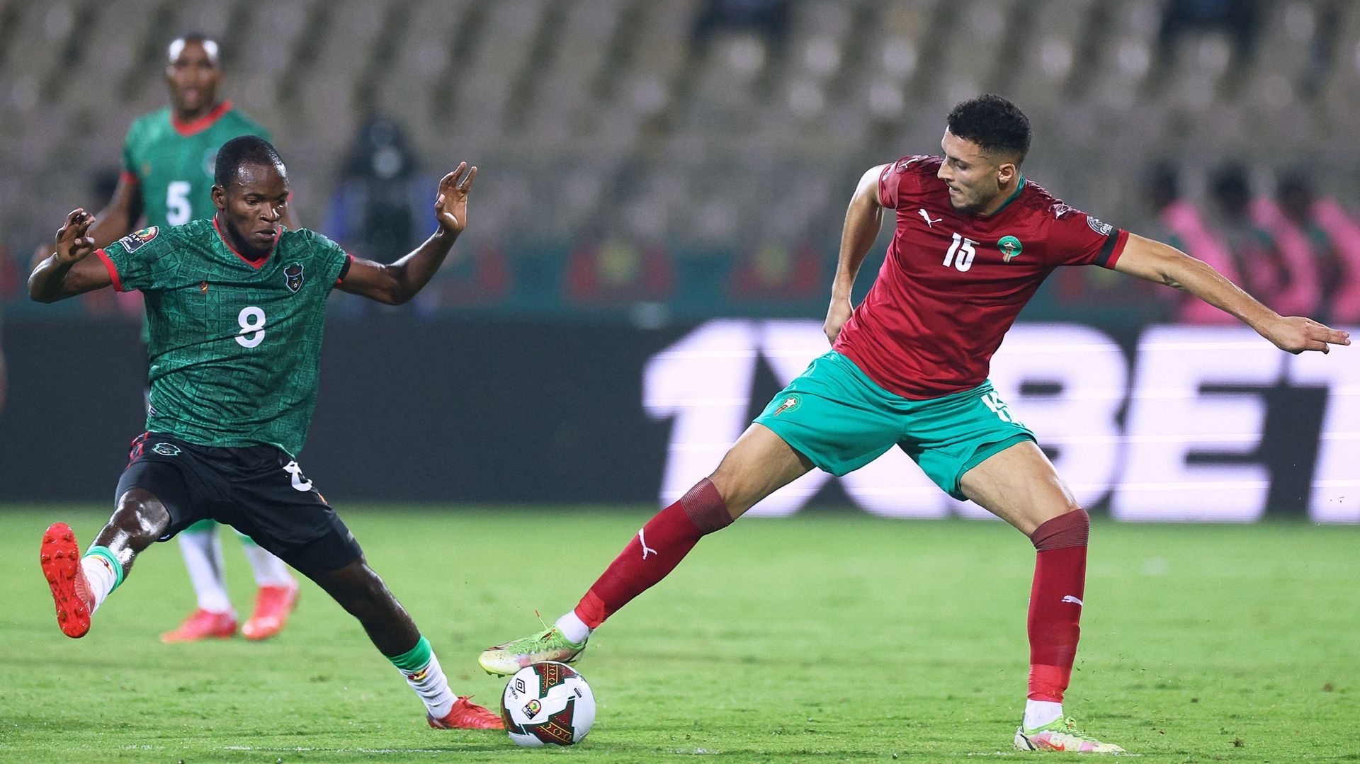 CAN :  Le Maroc, avec un assist de Selim Amallah, domine le Malawi et se qualifie pour les quarts