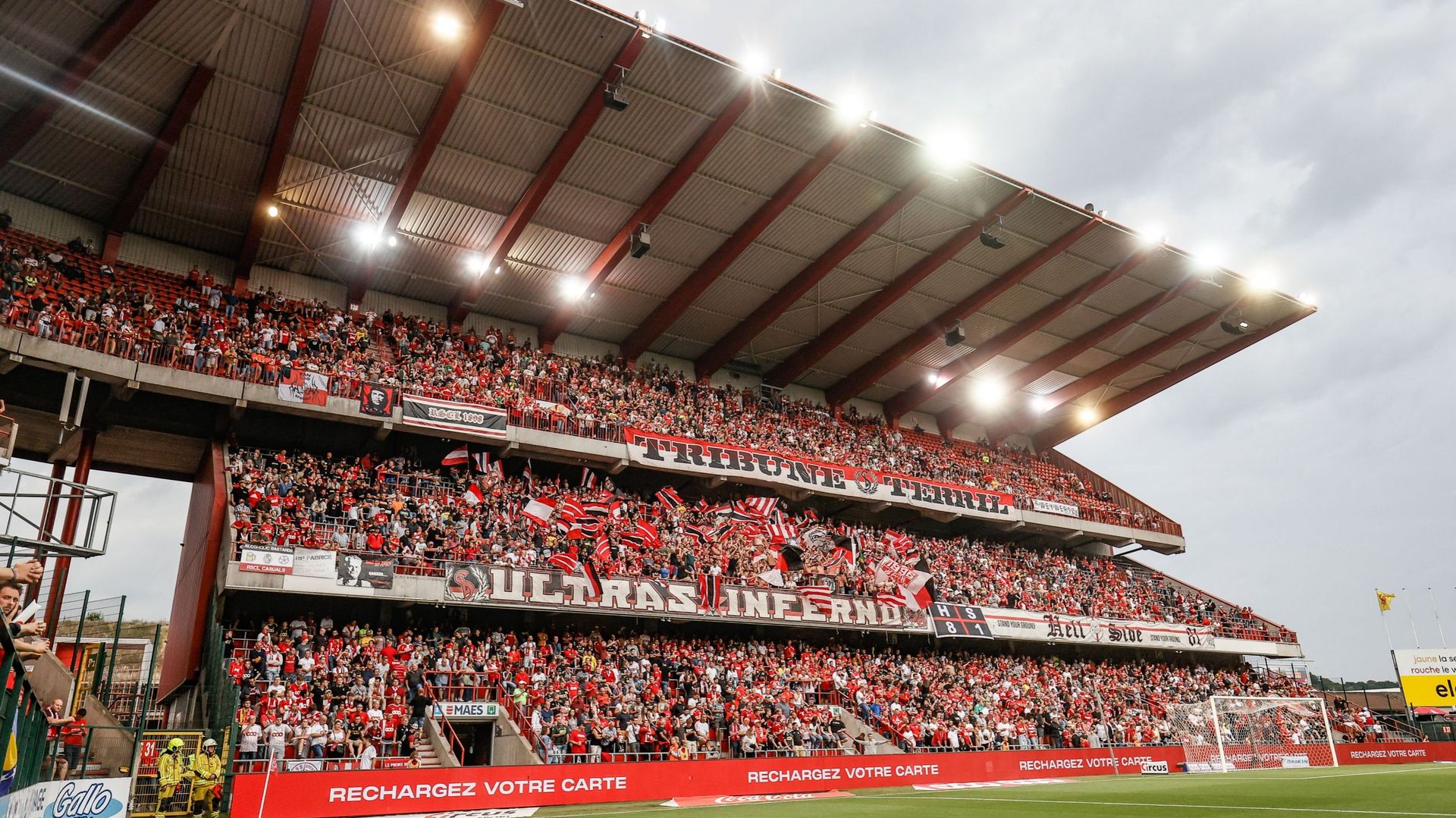 Les supporters du Standard lors du match de Jupiler Pro league Standard-La Gantoise le 22/07/2022