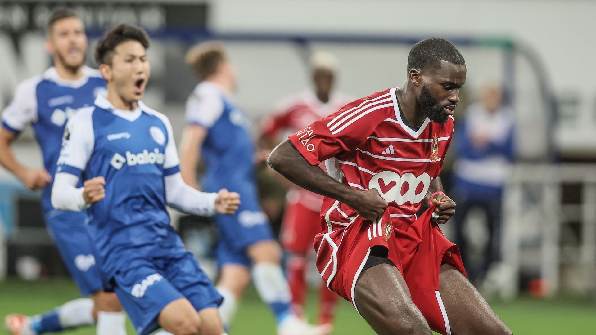 Anderlecht corrige l'OHL avec l'aide d'un triplé de Dreyer (5-1