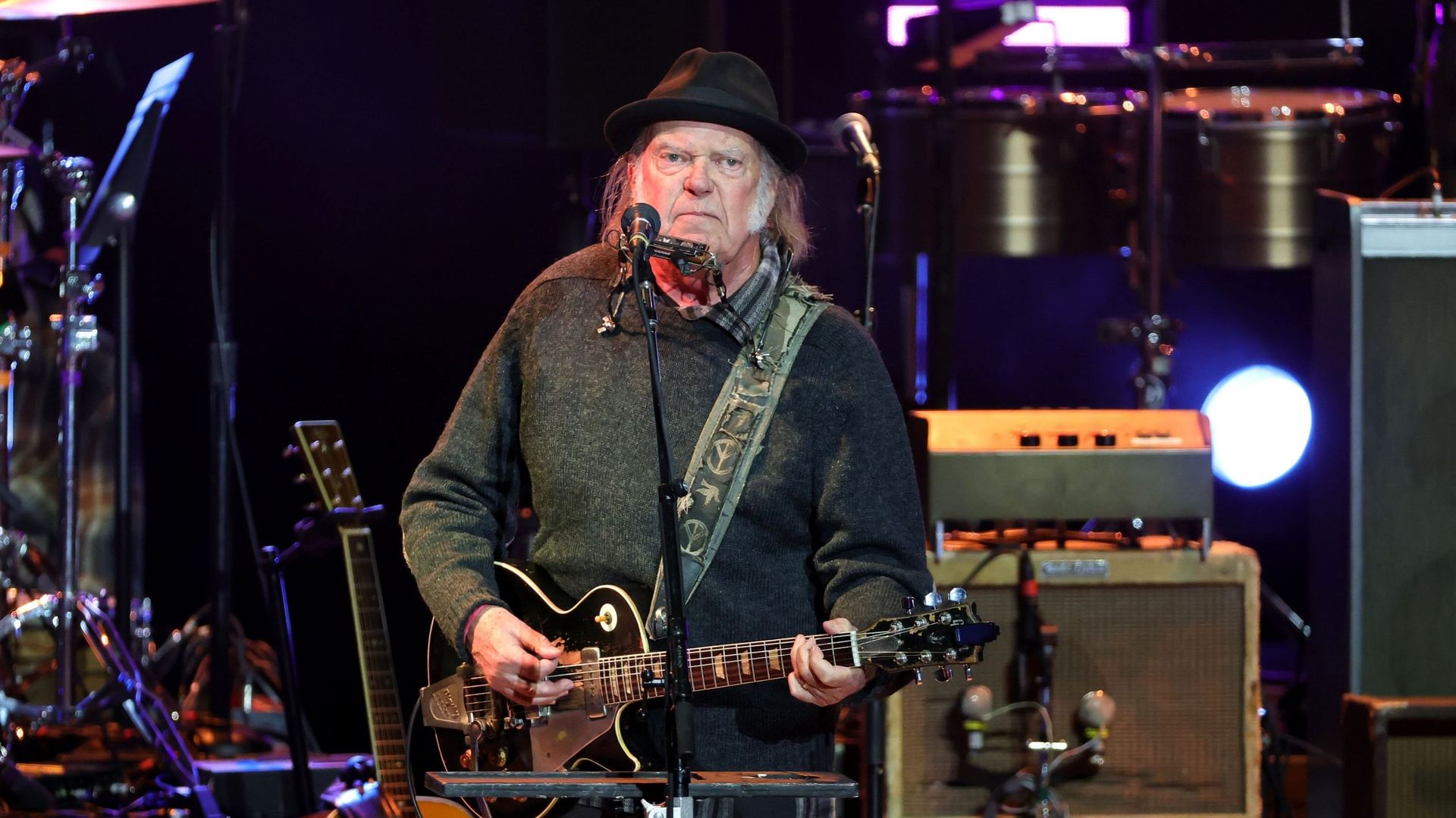 Neil Young était "épuisé" et "déprimé" avant de créer son dernier groupe, Chrome Hearts