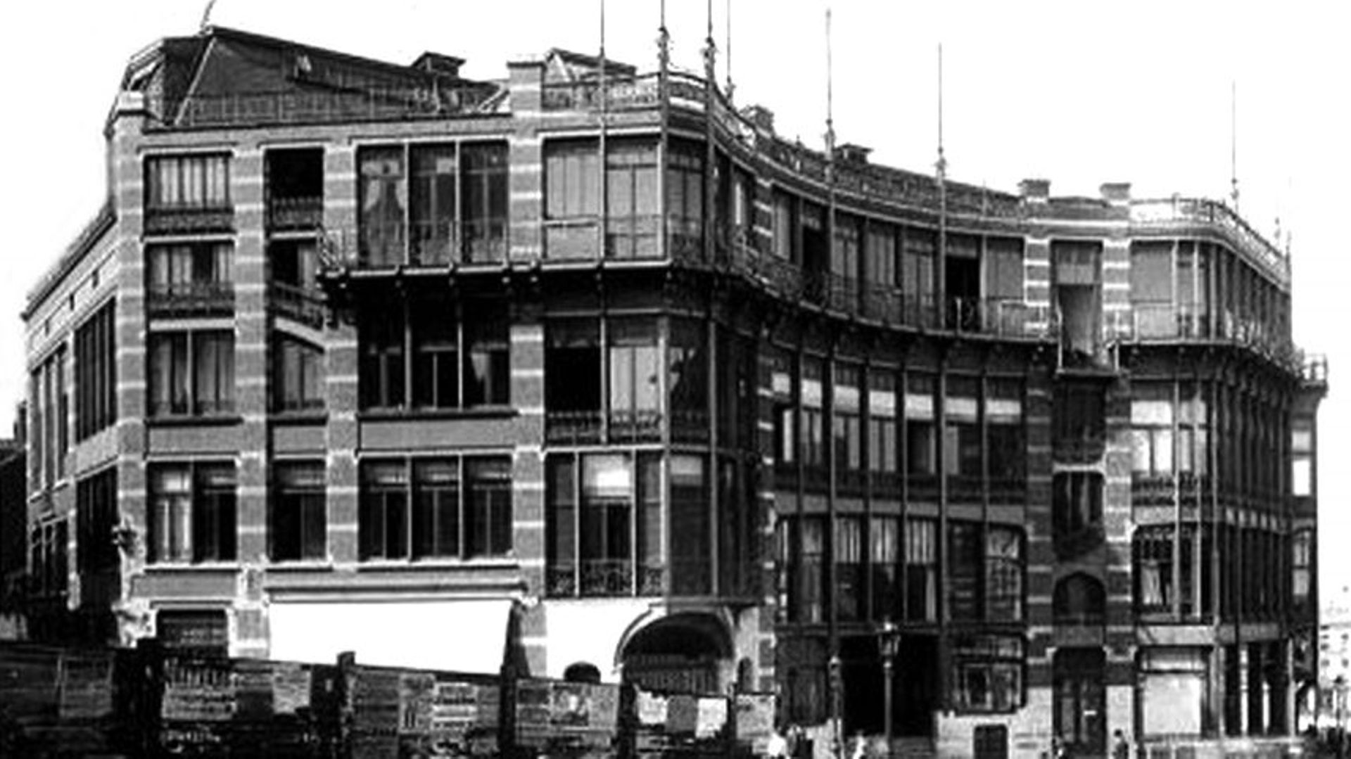 "De fer et de verre": la Maison du Peuple de Victor Horta racontée par Nicole Malinconi