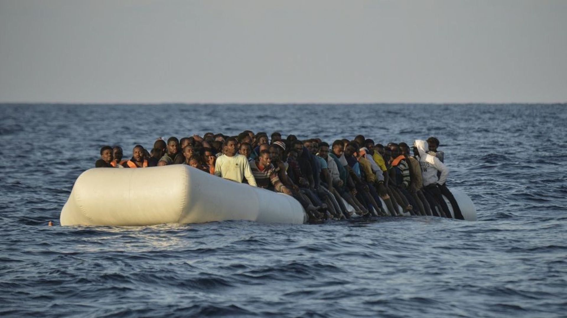 Naufrages de migrants en Méditerranée: au moins 11 morts et près de 200 ...